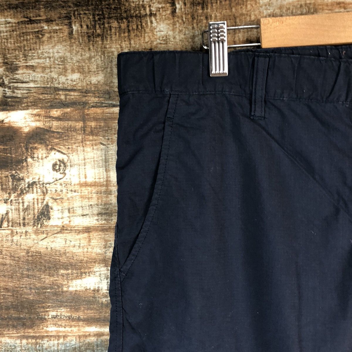 Japanese Brand Uniqlo Dark Blue multipocket Short Pants #A2379 Size US 33 - 7 Thumbnail