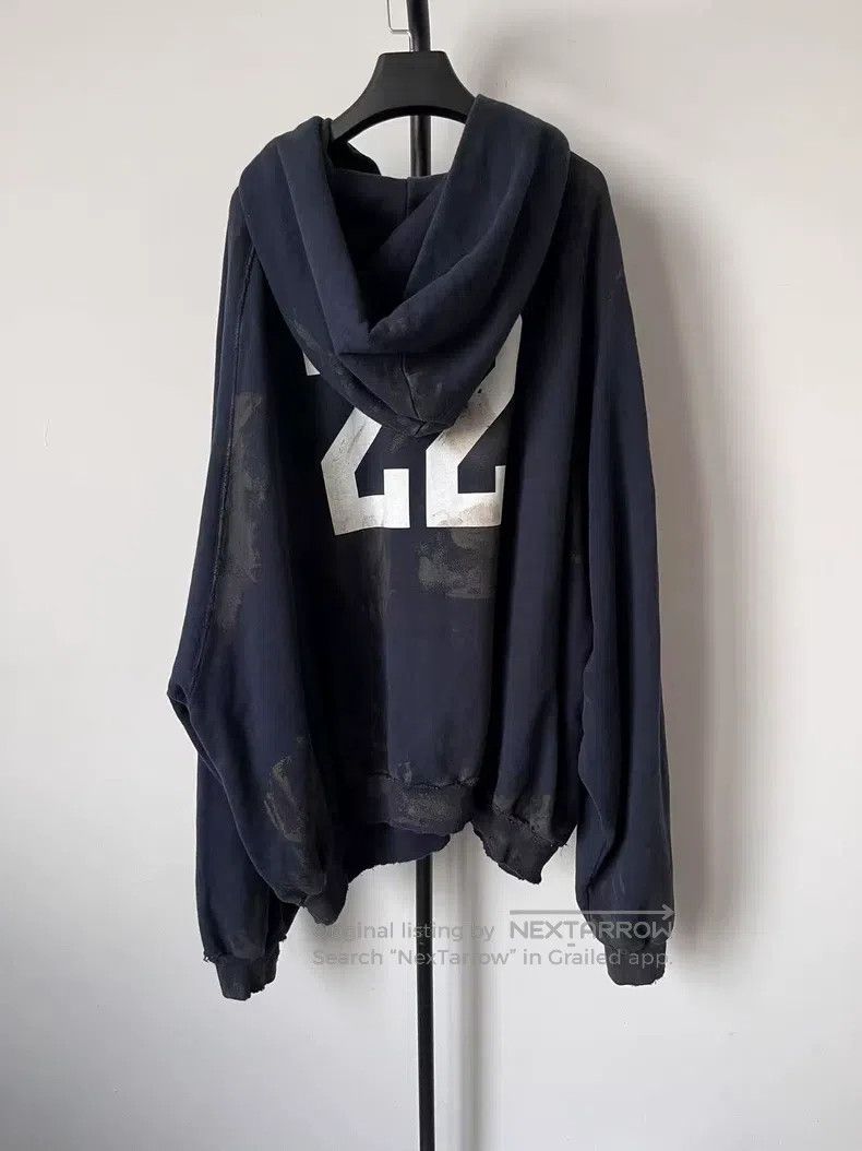 Balenciaga Balenciaga Zippered Raglan Sleeve Oversized Hooded Long Sl Size US XXL / EU 58 / 5 - 4 Thumbnail
