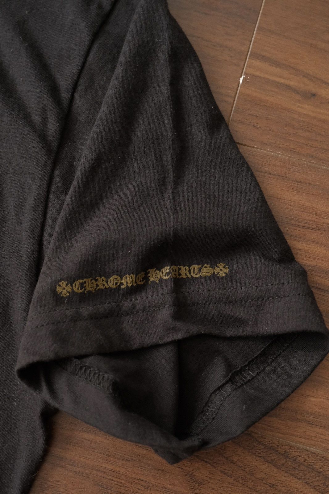 Chrome Hearts Chrome Hearts Neck Logo Tee Size L Size US L / EU 52-54 / 3 - 3 Thumbnail
