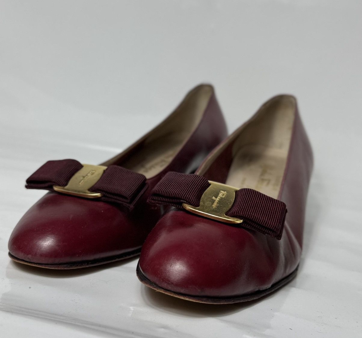 Salvatore Ferragamo Salvatore Ferragamo Women’s Shoes Herl Leather Size 9.5 Size US 9.5 / IT 39.5 - 6 Thumbnail