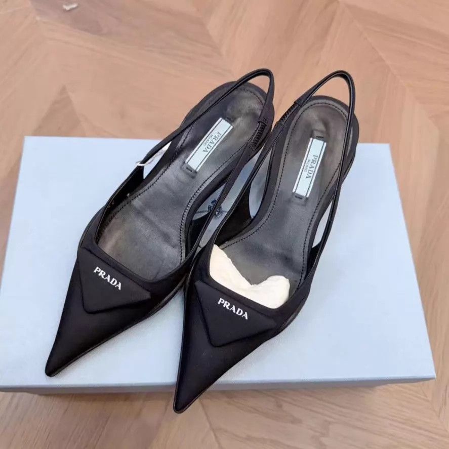 Prada Prada Cat Heel Pointed Toe Pumps Size 35 Size US 4.5 / IT 34.5 - 1 Thumbnail