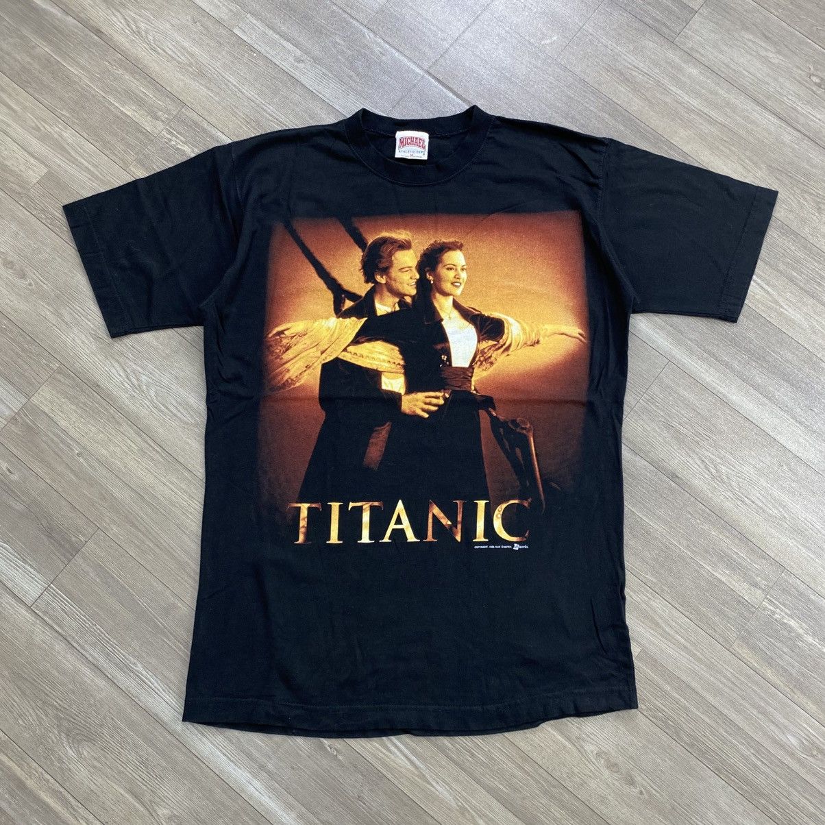 Vintage 1998s Vintage Titanic Leonardo DiCaprio Movie Tee Size US M / EU 48-50 / 2 - 1 Thumbnail