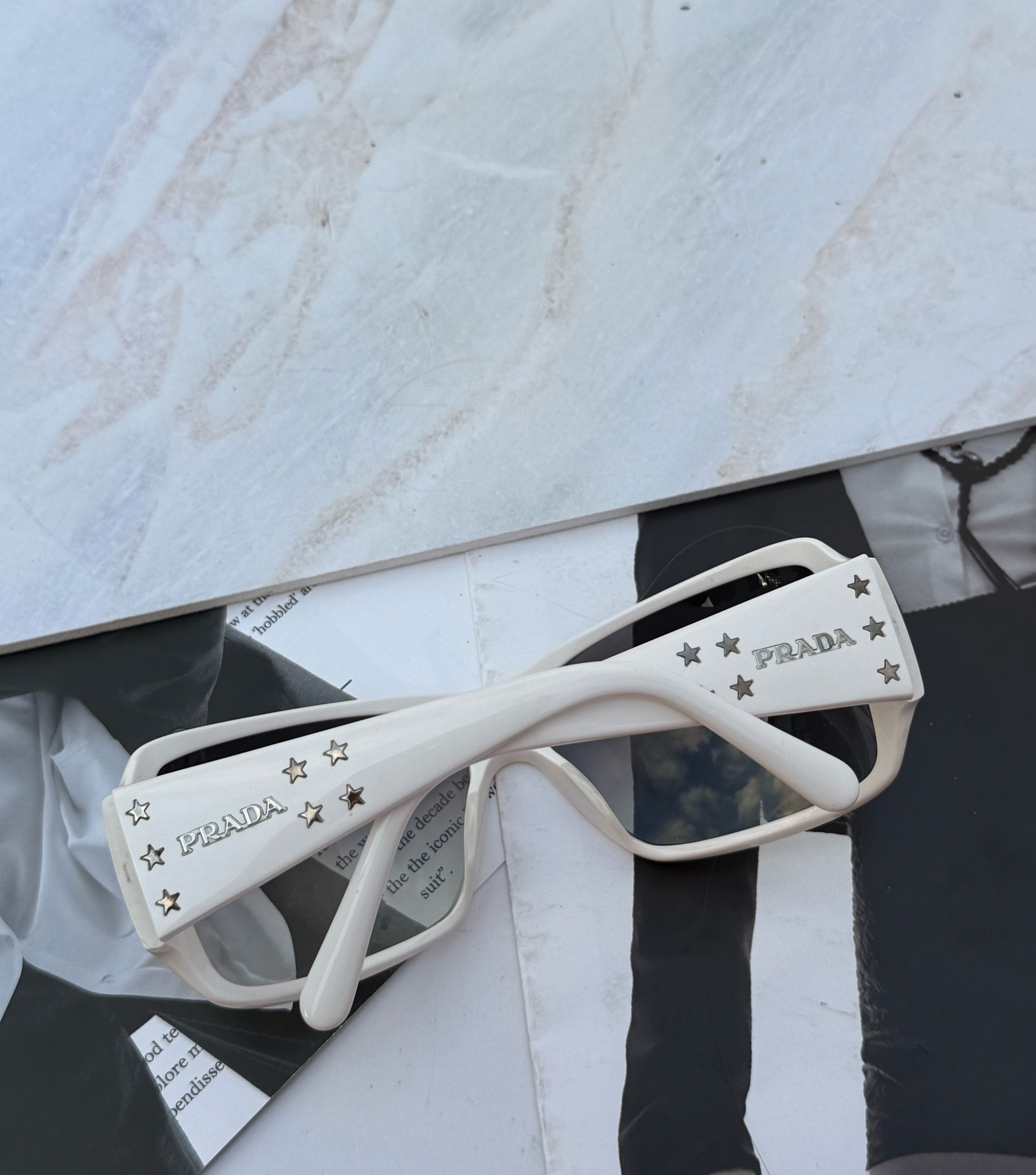 Prada Prada sunglasses SPR19G Vintage Sunglasses Stars Size ONE SIZE - 19 Thumbnail