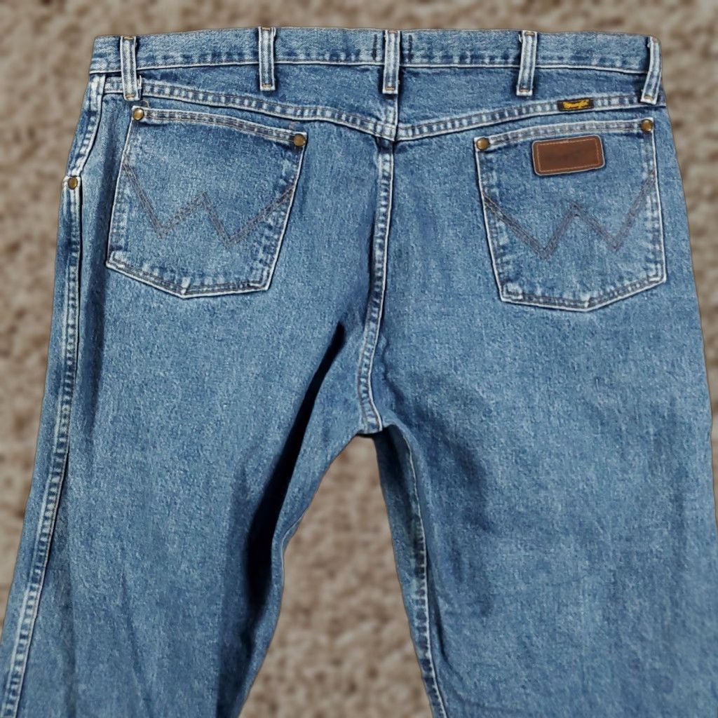 Wrangler Wrangler Jeans 47MWZ Mens 40 X 30 Regular Fit Straight Leg Worn Distressed 40x30 Size US 40 / EU 56 - 1 Thumbnail
