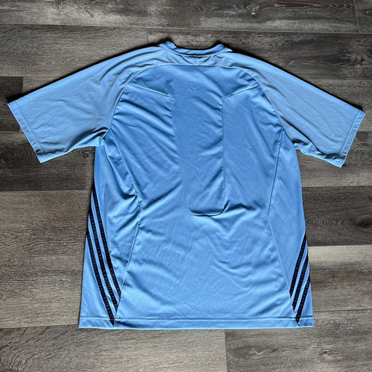 Adidas × Vintage Vintage Y2K Adidas Performance Light Blue Basic Logo Jersey Size US XL / EU 56 / 4 - 2 Thumbnail