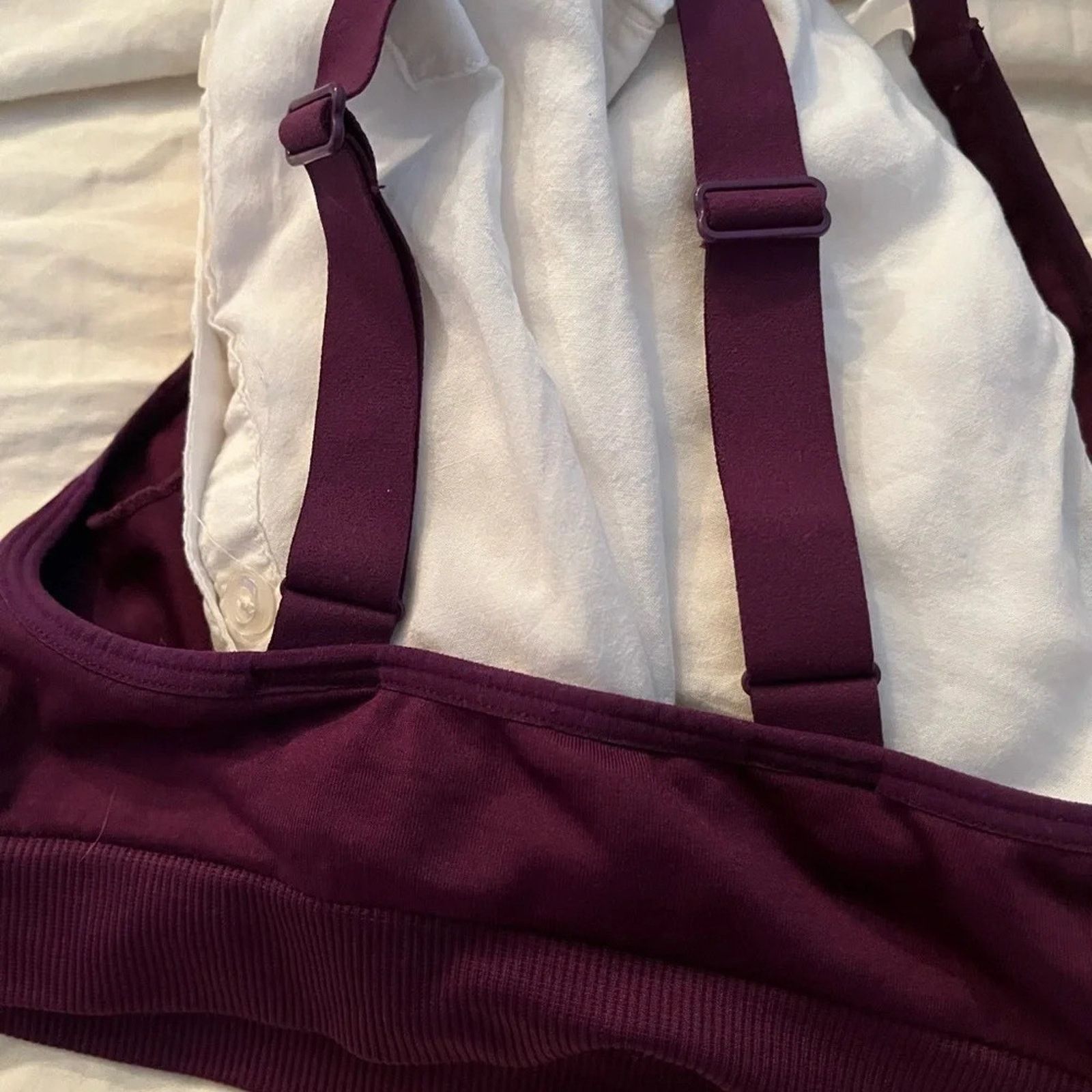 Victoria's Secret Victoria Sport bra, size Small Petite Size ONE SIZE - 2 Thumbnail