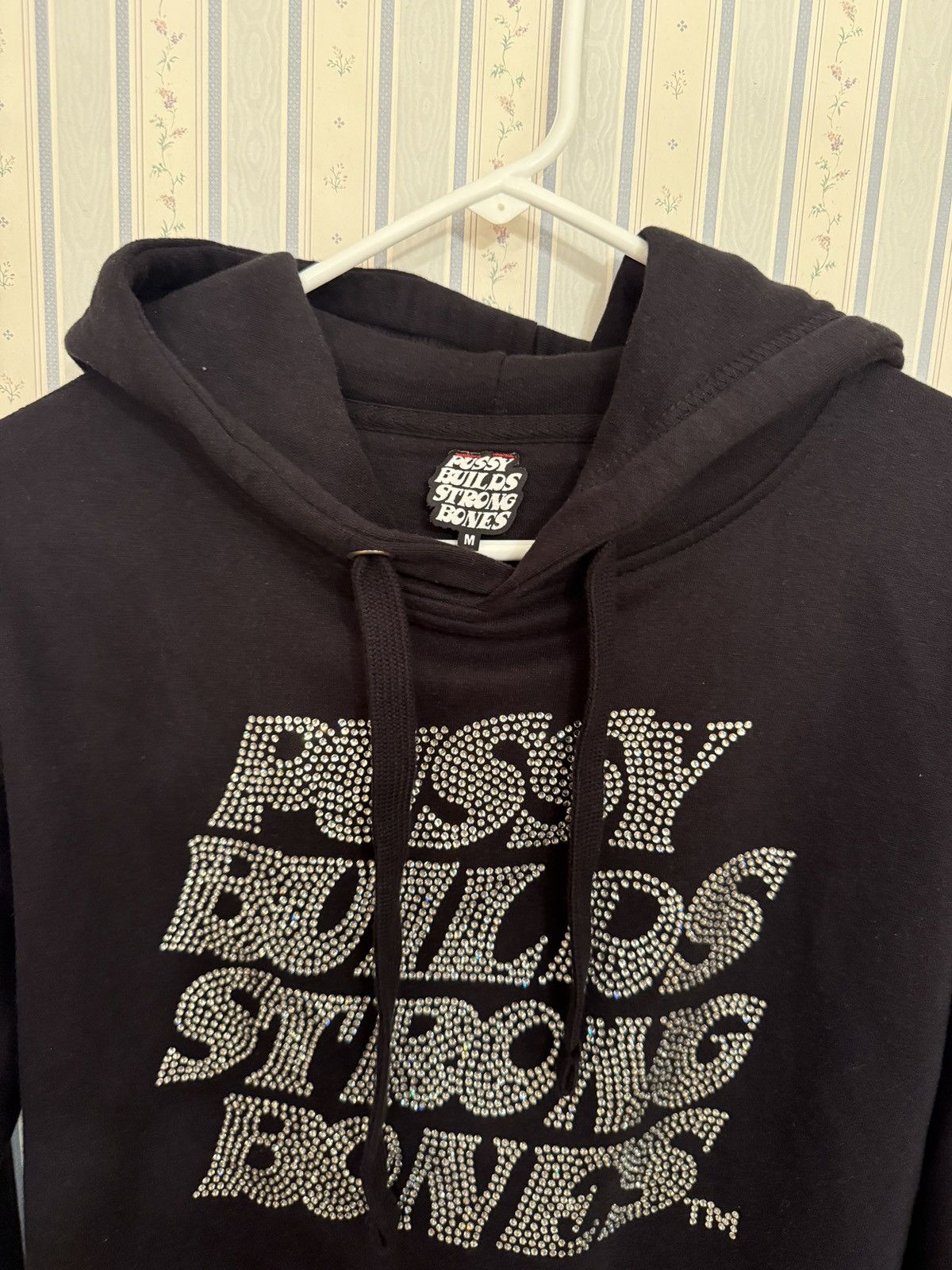LaRopa Laropa P****y builds strong bones hoodie Size US M / EU 48-50 / 2 - 3 Thumbnail