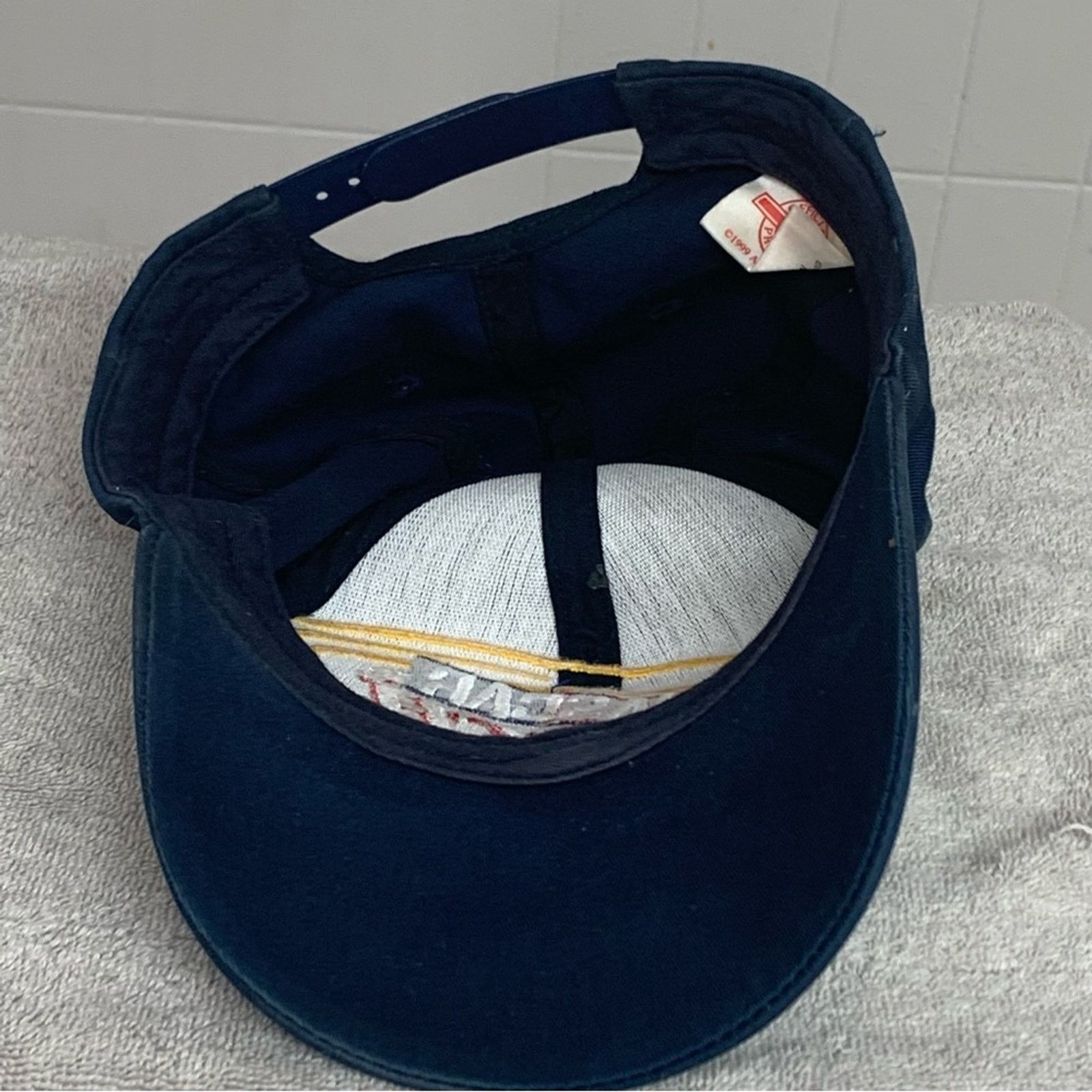 NASCAR VINTAGE 1999 MENS BUSCH NASCAR RACING SNAPBACK NICE Size ONE SIZE - 3 Thumbnail