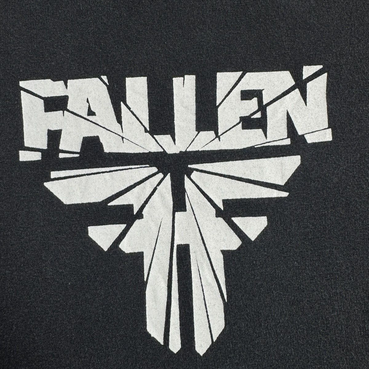 Fallen Vintage 2000s Fallen skateboards Logo tee Y2K rare Size US S / EU 44-46 / 1 - 2 Thumbnail