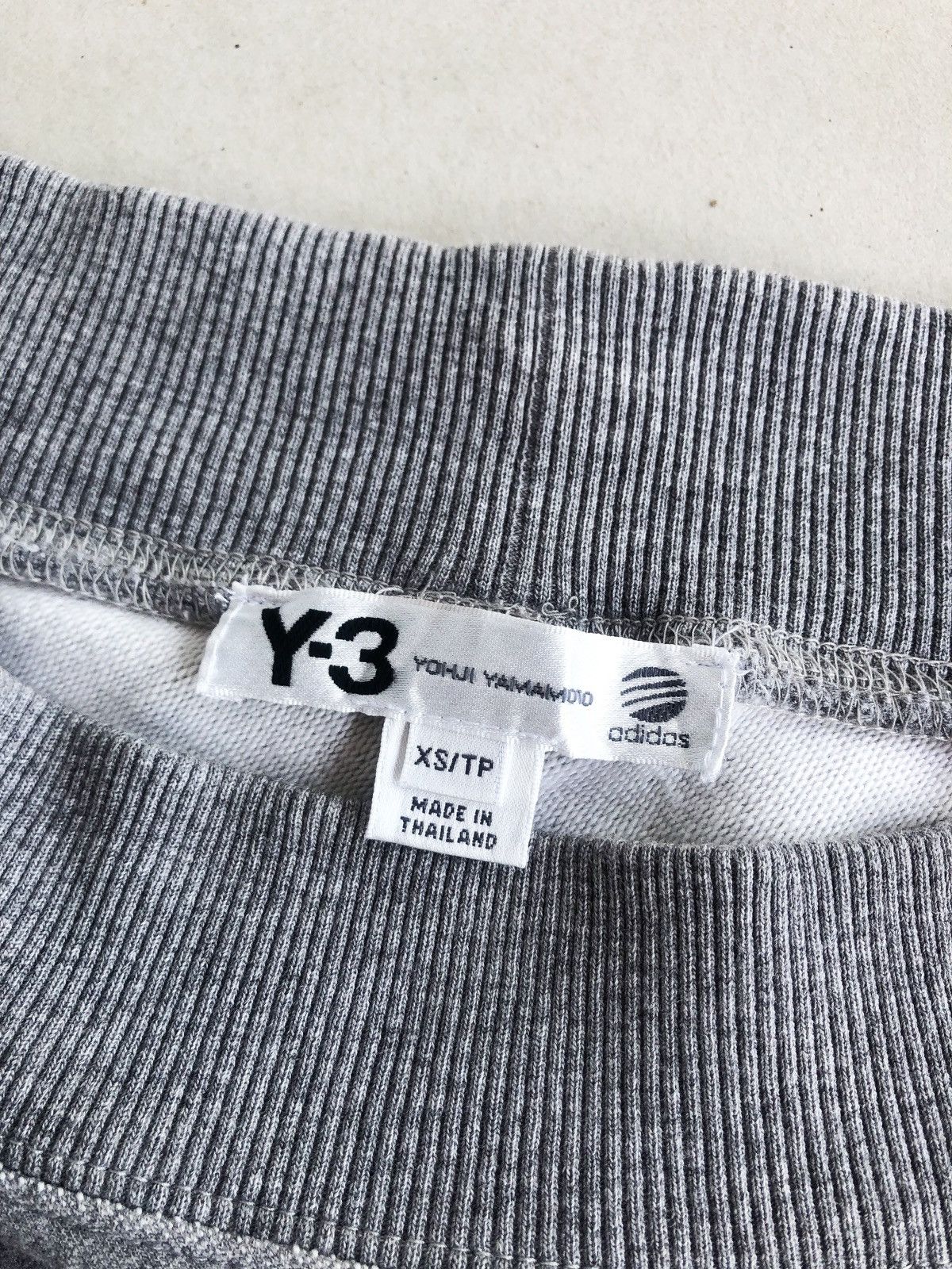 Y-3 Y-3 Yohji Yamamoto x Adidas women’s crop tops sweaters Size L / US 10 / IT 46 - 7 Thumbnail