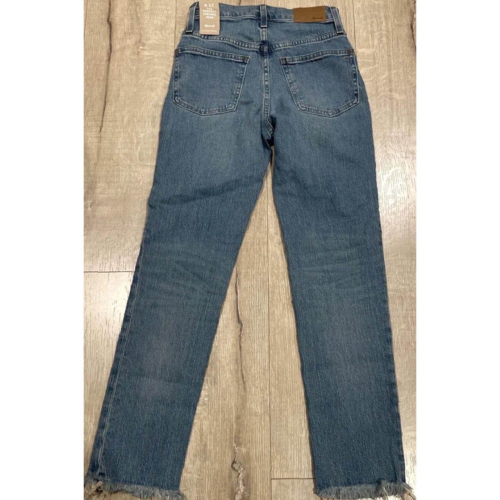 Madewell Madewell The Perfect Vintage Jean in Ainsworth Wash Size 23 New NWT Women’s Size 40" / US 18 - 2 Thumbnail