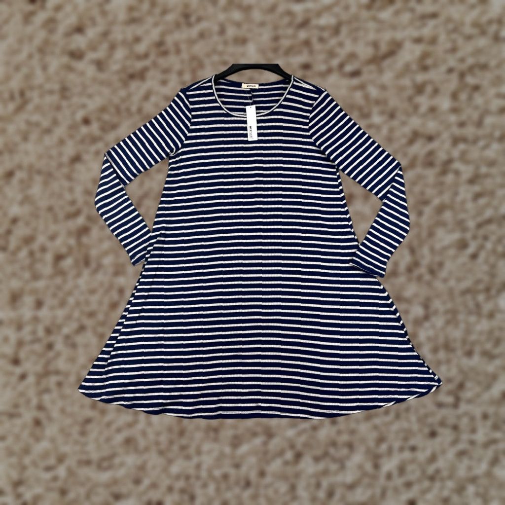 Vintage LA made Dress Womens M Blue White Striped Long Sleeve Round Neck Pullover Knit Polyester Mini Vintage No Size M / US 6-8 / IT 42-44 - 1 Thumbnail