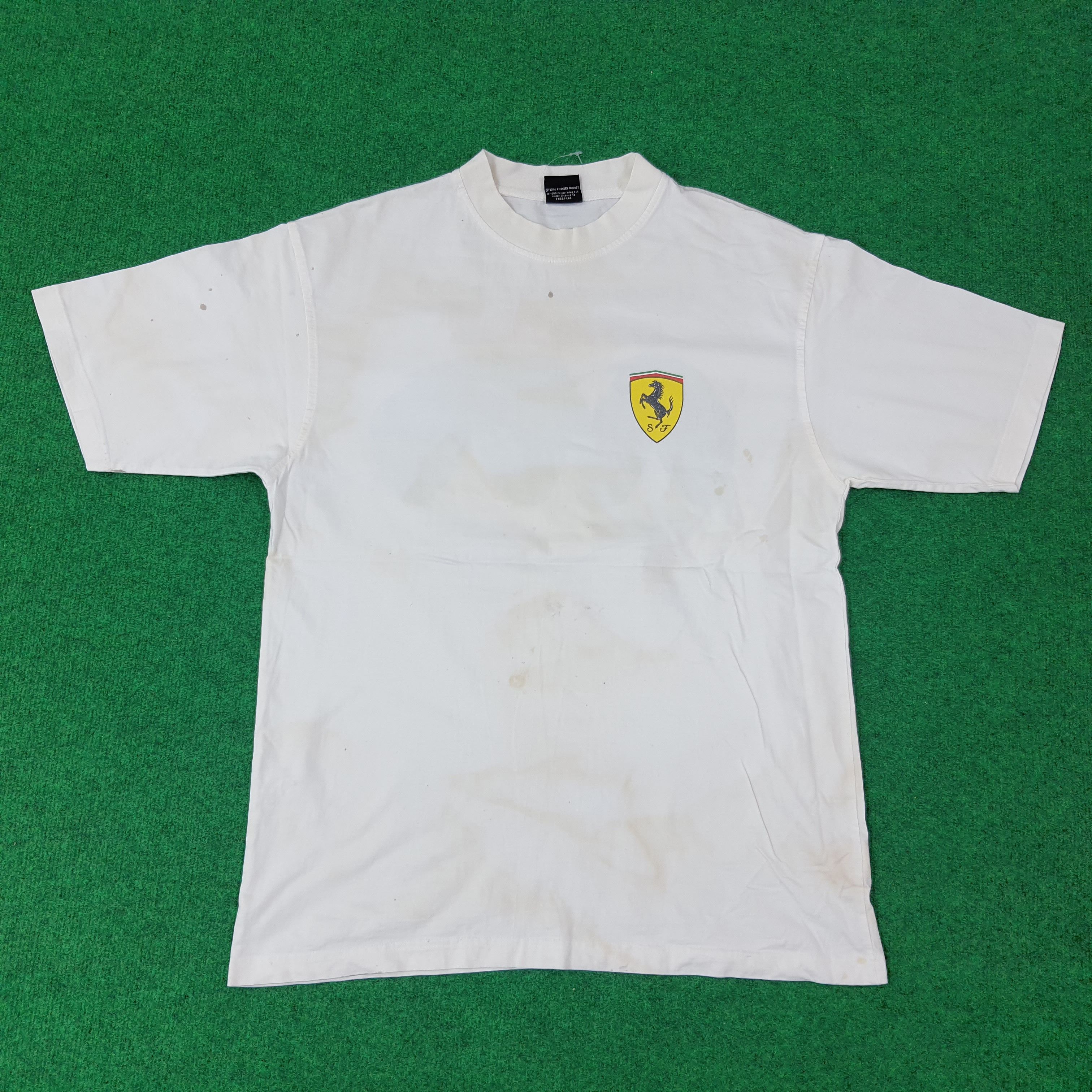 Ferrari Vintage Ferrari F1 World Championship 2000 Tshirt C249N57 Size US M / EU 48-50 / 2 - 3 Thumbnail