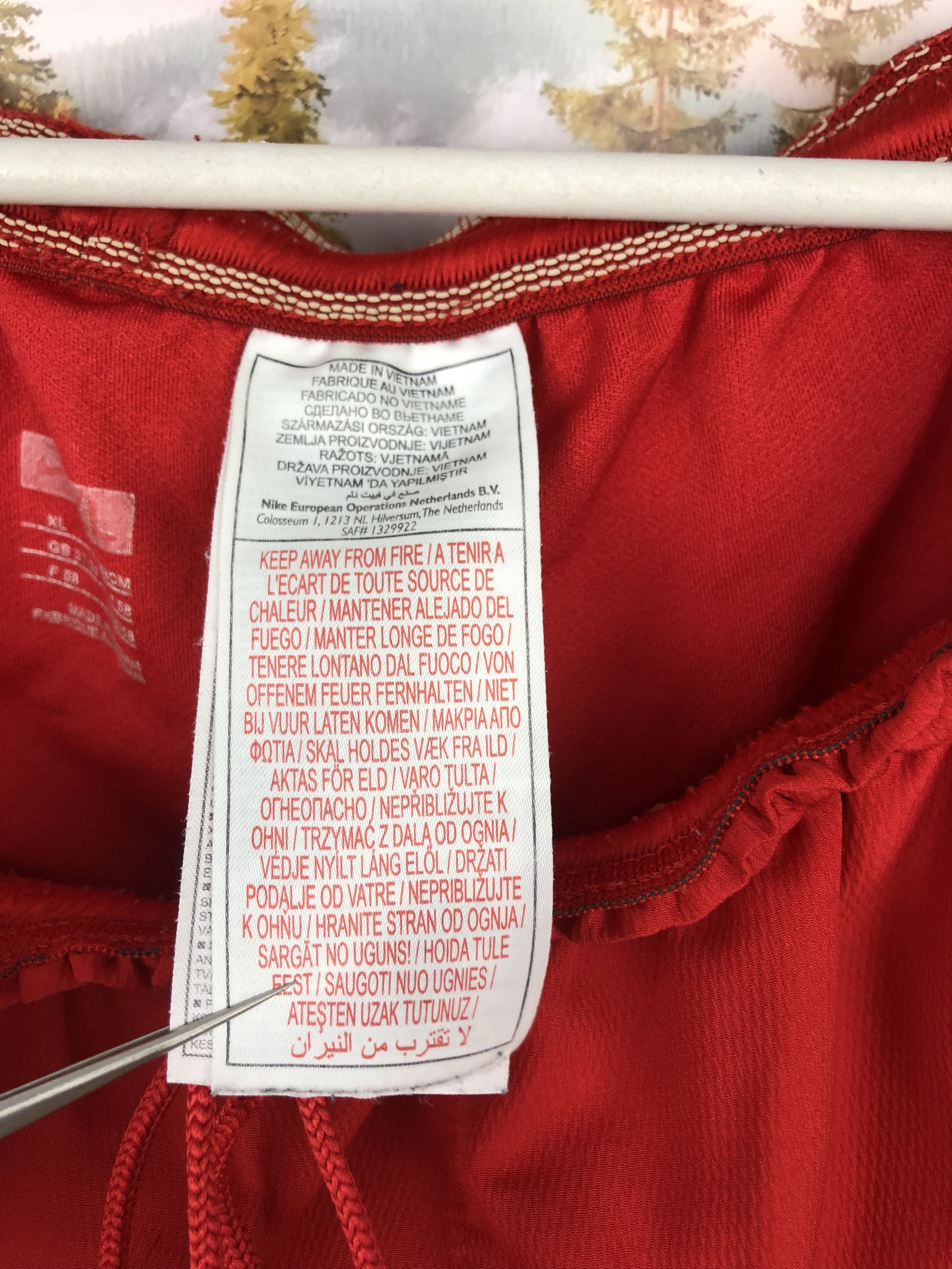 Nike Vintage Nike Portugal Football Shorts Red Soccer Size XL Size US 36 / EU 52 - 7 Thumbnail