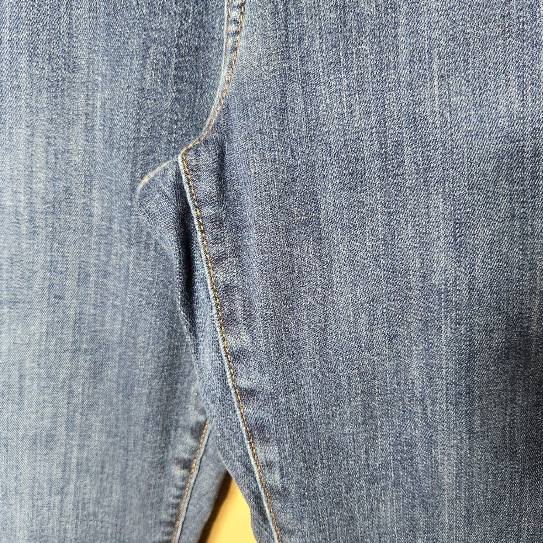 NYDJ NYDJ Barbara Bootcut Lift Tuck High Rise Jeans-Size 10 Womens Blue Denim Stretch Pockets Shaping Regular Rise Hairline? Size 32" / US 10 / IT 46 - 3 Thumbnail