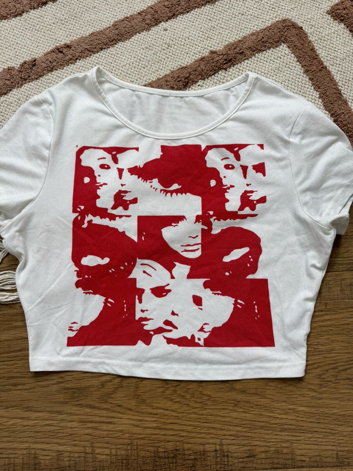Vintage Y2K STYLE AVANT GARDE FACES PRINTED TANK TOP Size M / US 6-8 / IT 42-44 - 2 Thumbnail
