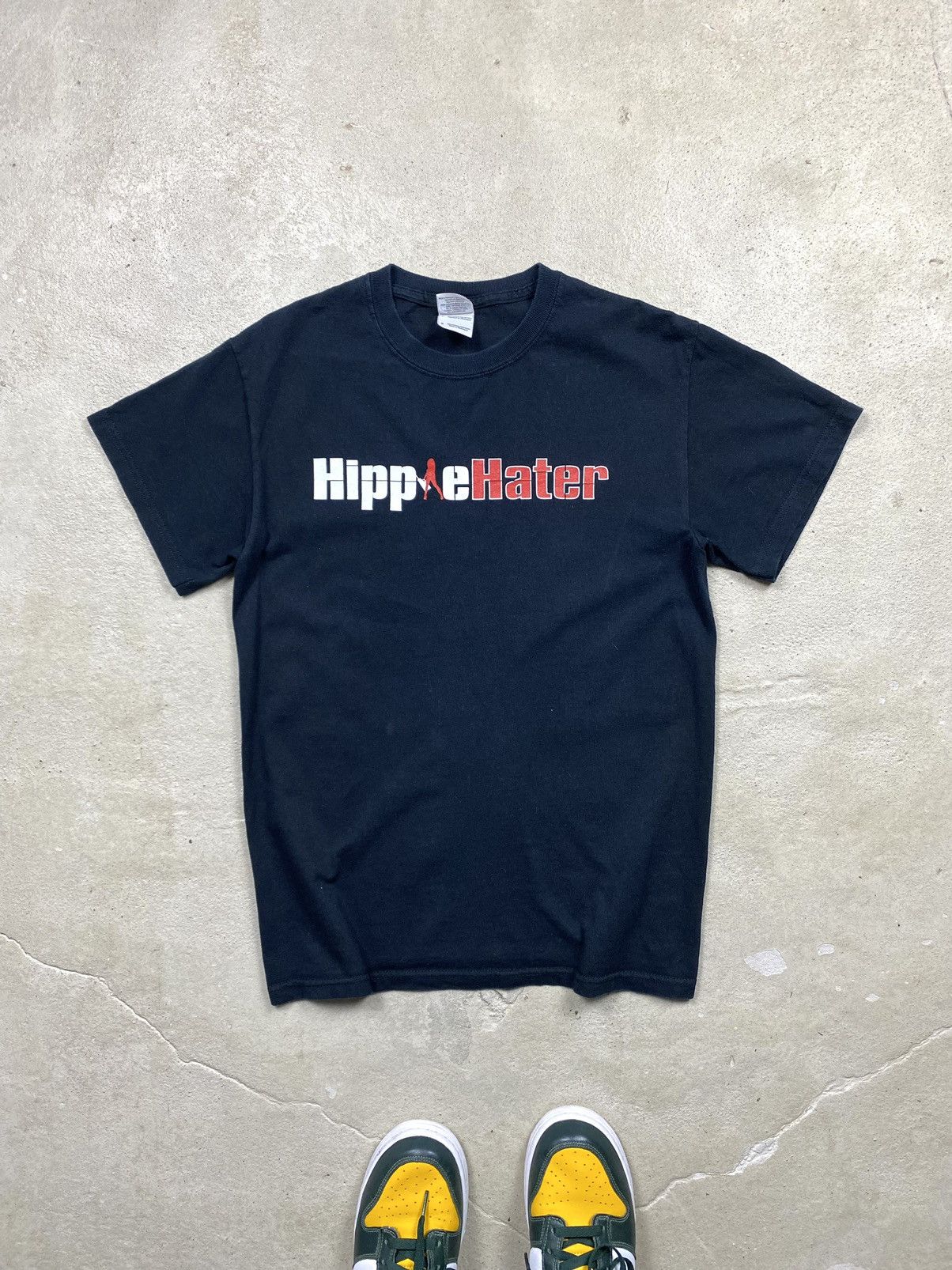 Vintage Y2K 2000’s Vintage Hippie Hater Sexy Girl T Shirt Size US S / EU 44-46 / 1 - 1 Thumbnail