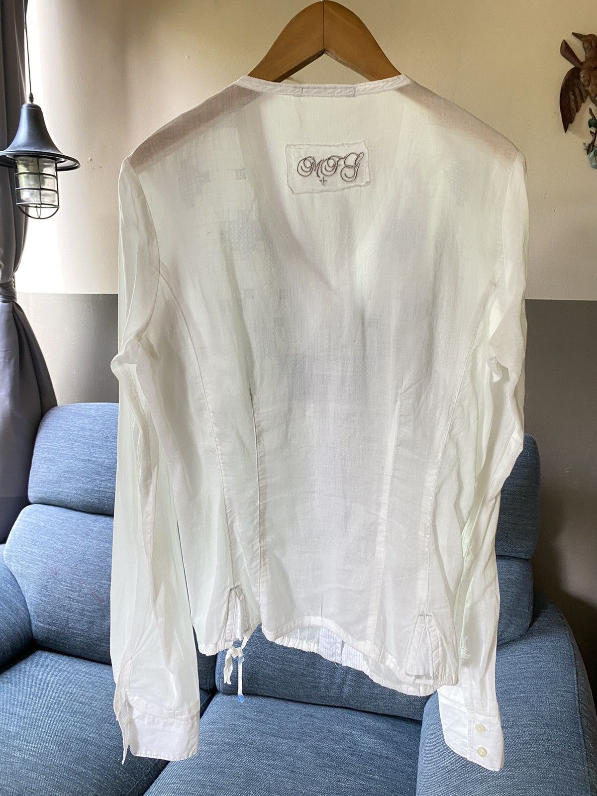Marithe + Francois Girbaud MARITHE + FRANÇOIS GIRBAUD White shirt with blue embroidery Size M / US 6-8 / IT 42-44 - 4 Thumbnail