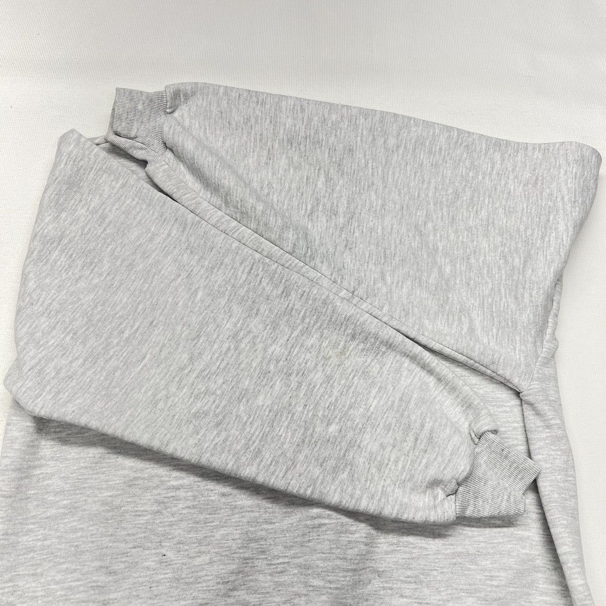 Vintage VTG Yuengling Crewneck Sweatshirt Grey Sweater Embroidered Size US M / EU 48-50 / 2 - 12 Thumbnail