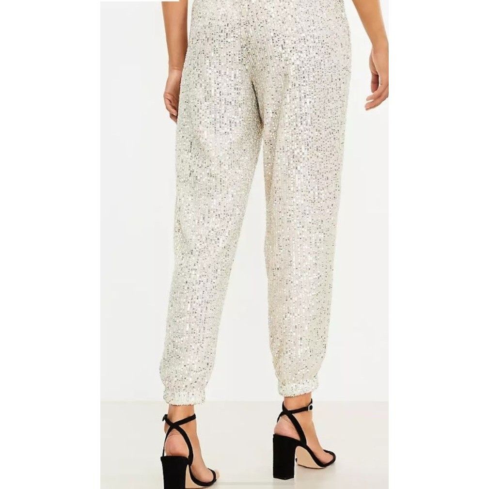 Loft Loft Petites XS Sequin Jogger Pants Gold Sparkly Elastic Wai Size 26" / US 2 / IT 38 - 4 Thumbnail