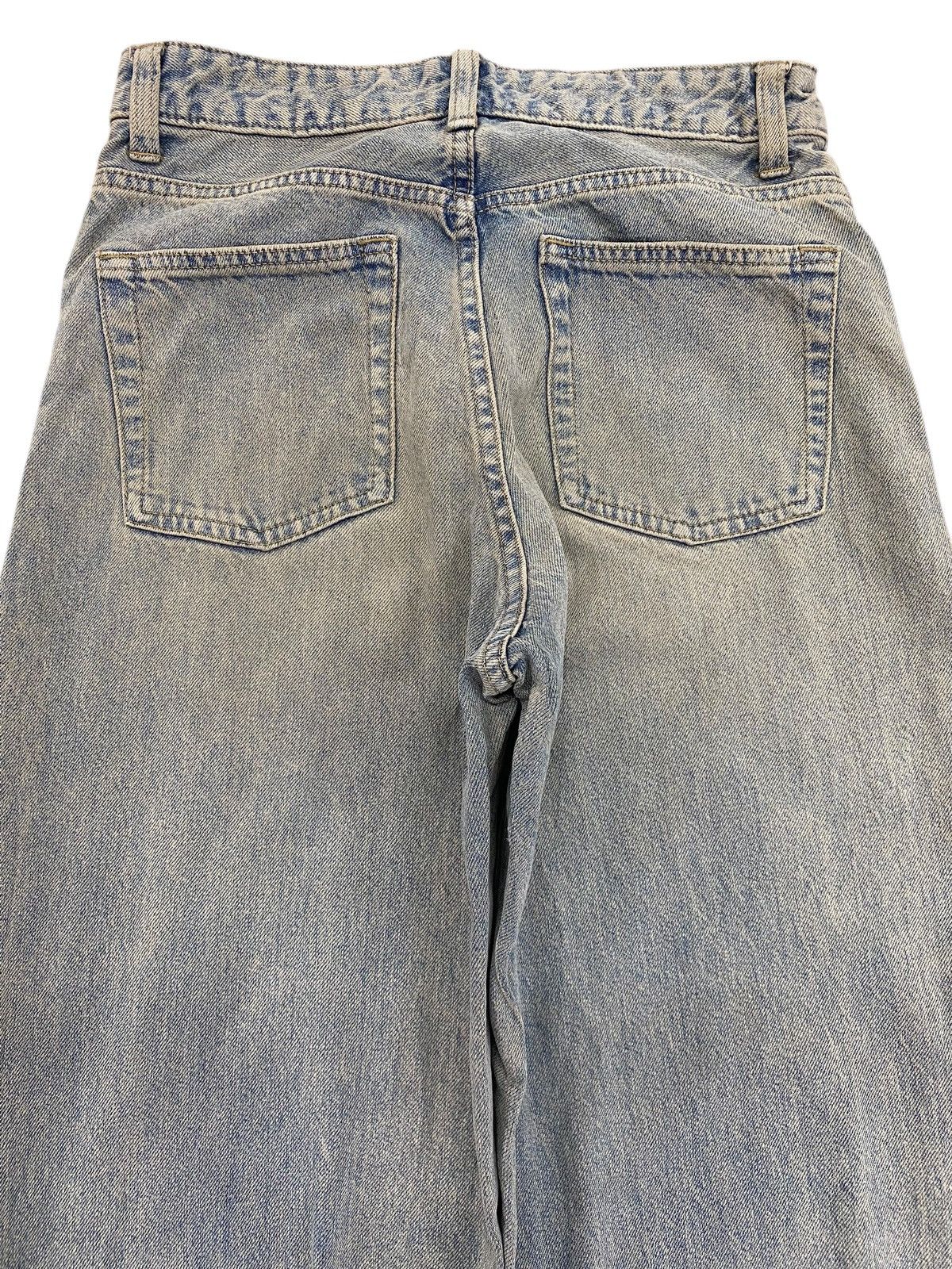 GU GU Faded Wash Style Baggy Jeans Size US 26 / EU 42 - 4 Thumbnail