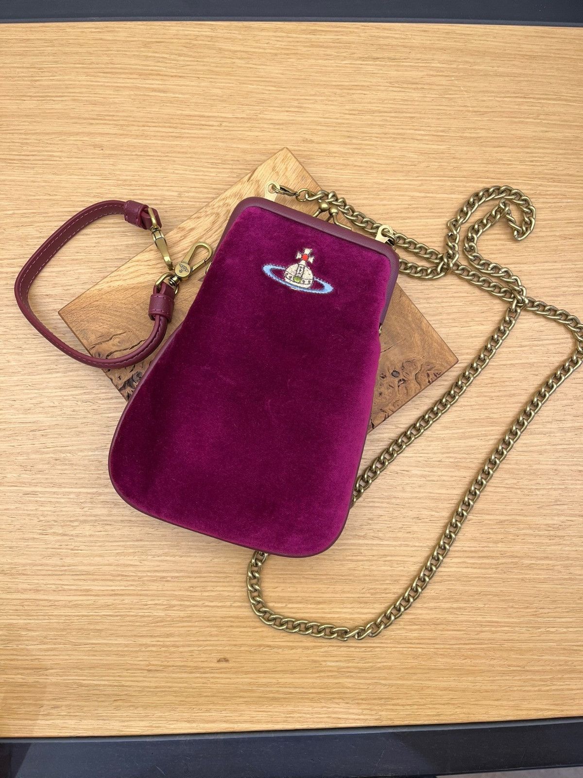 Vivienne Westwood o1f1d3z0825 Size: OS / Tessa Chain Purse in Purple Size ONE SIZE - 2 Thumbnail