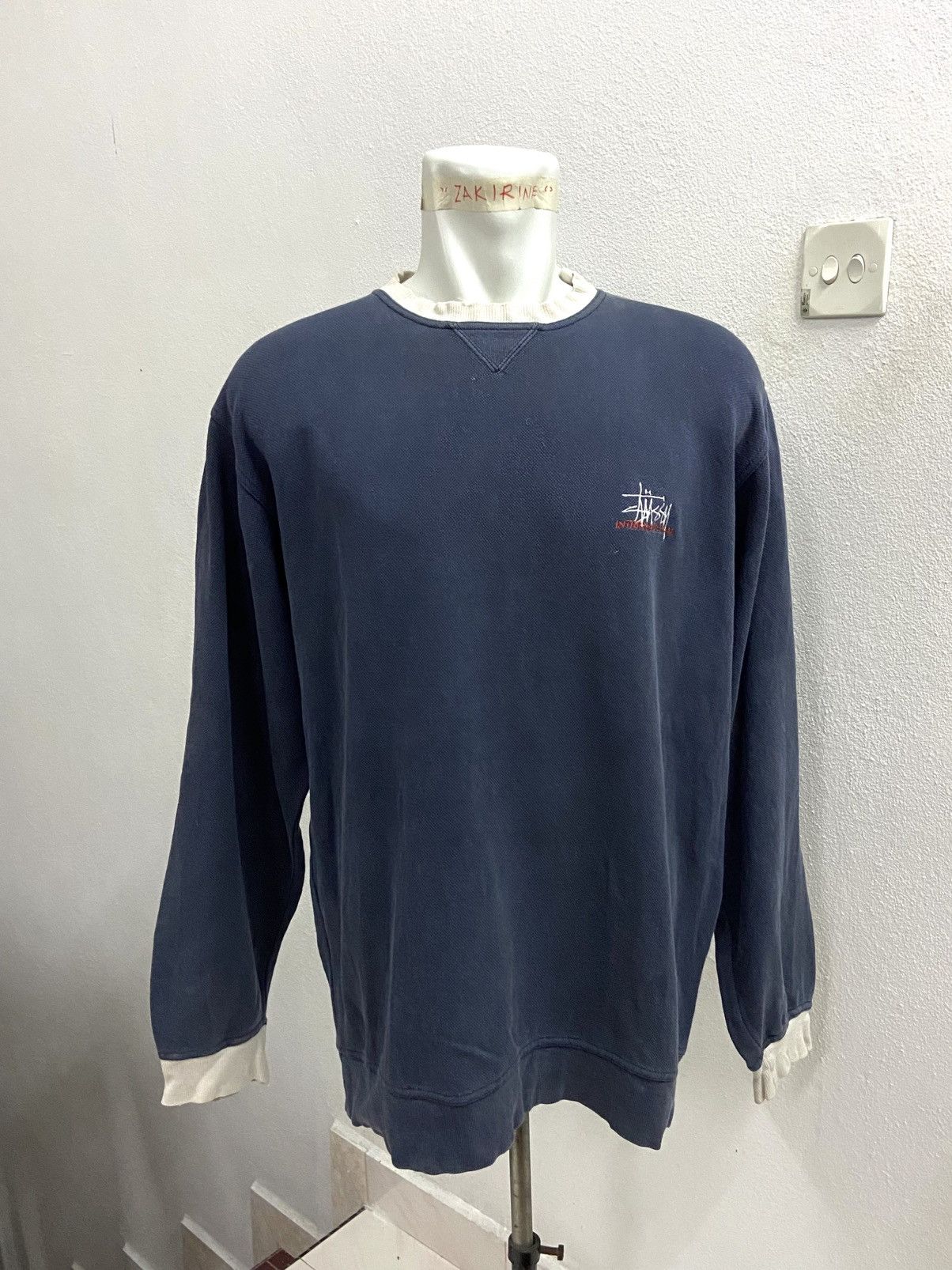 Stussy VINTAGE 90s STUSSY INTERNATIONAL SWEATSHIRT Size US S / EU 44-46 / 1 - 2 Thumbnail