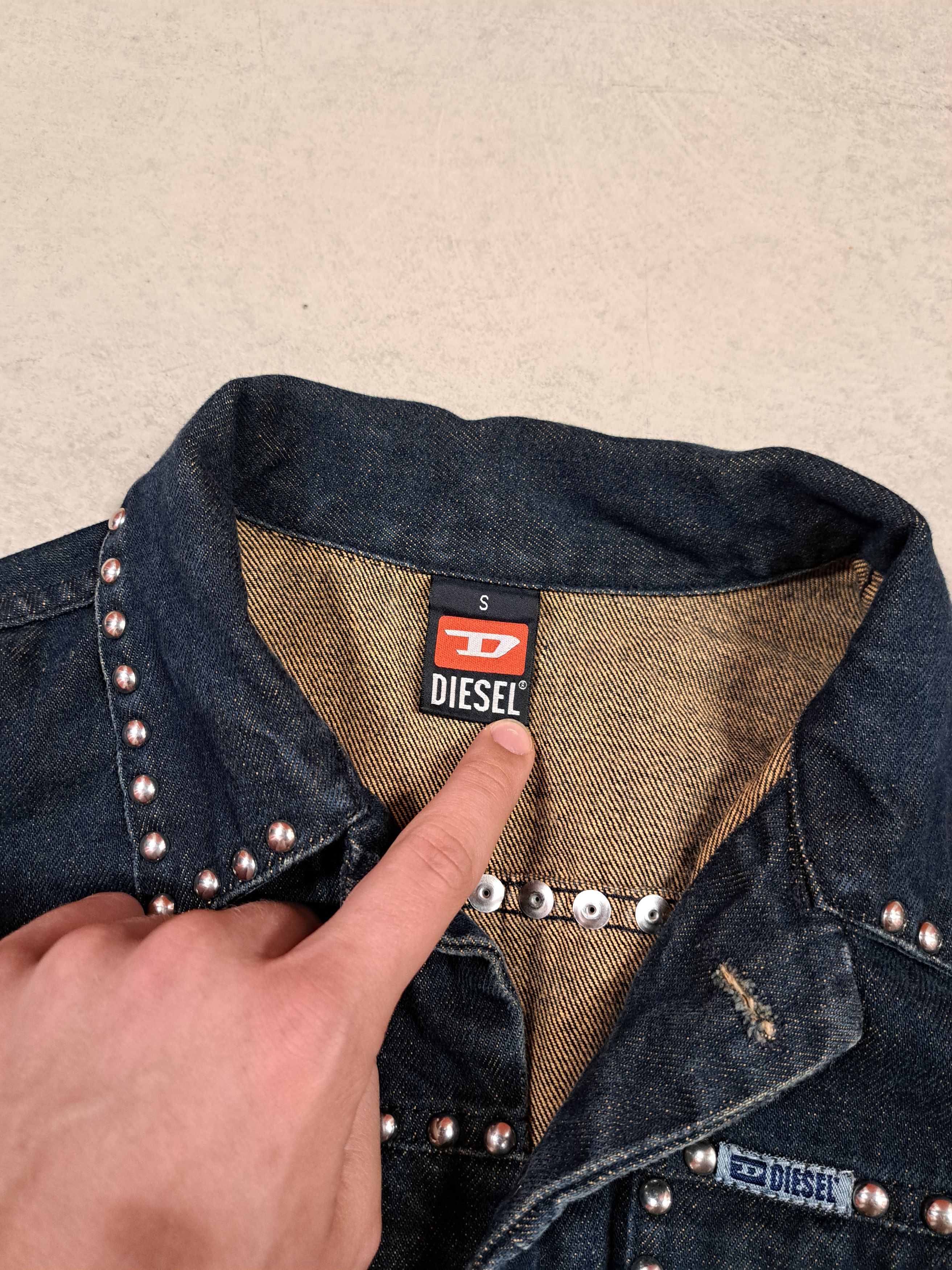 Diesel Vintage y2k Diesel Sick Cropped Studded Denim Jacket Size S / US 4 / IT 40 - 9 Thumbnail