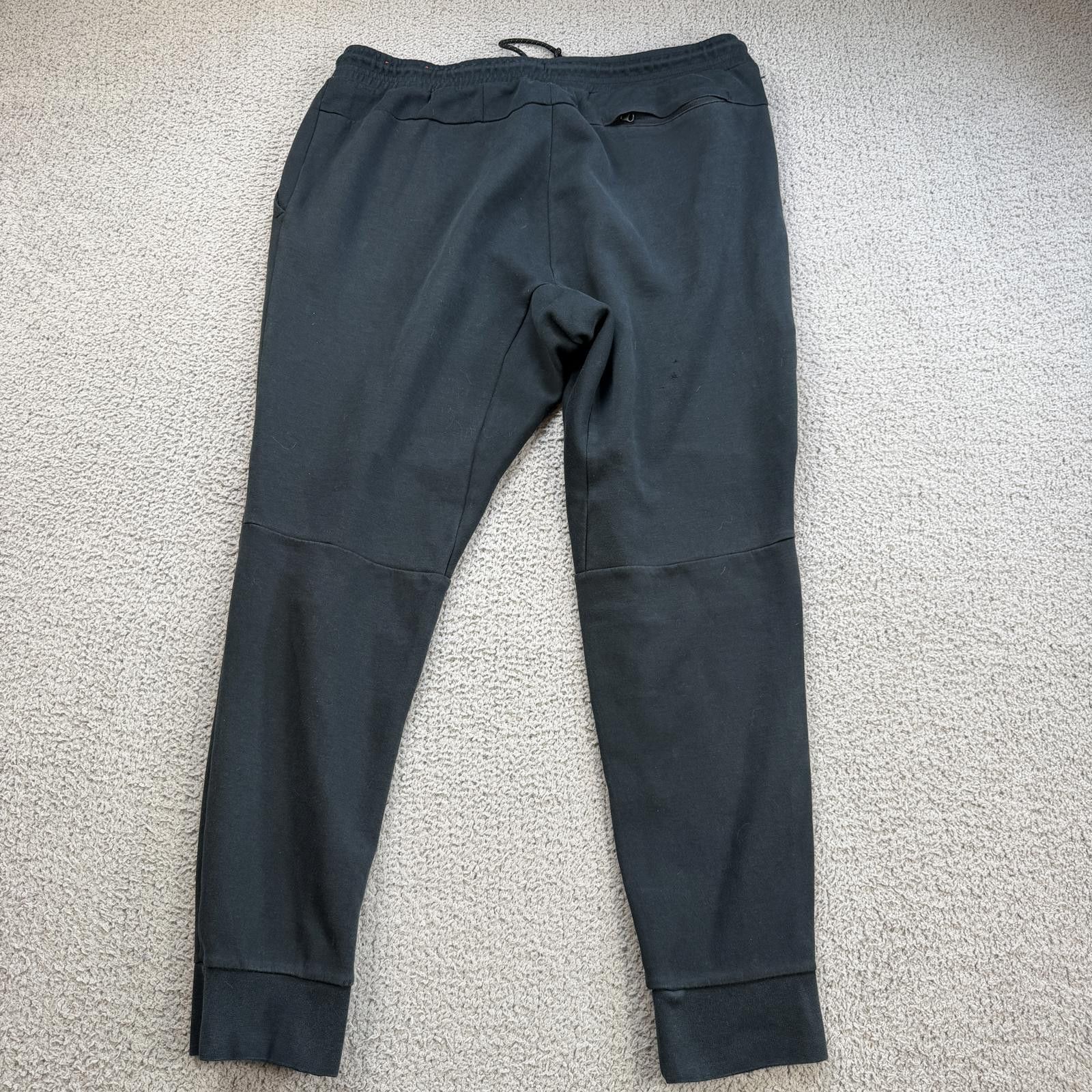 Nike Nike Tech Fleece Joggers Black XXL Mens Athletic Sweatpants Size US 40 / EU 56 - 2 Thumbnail