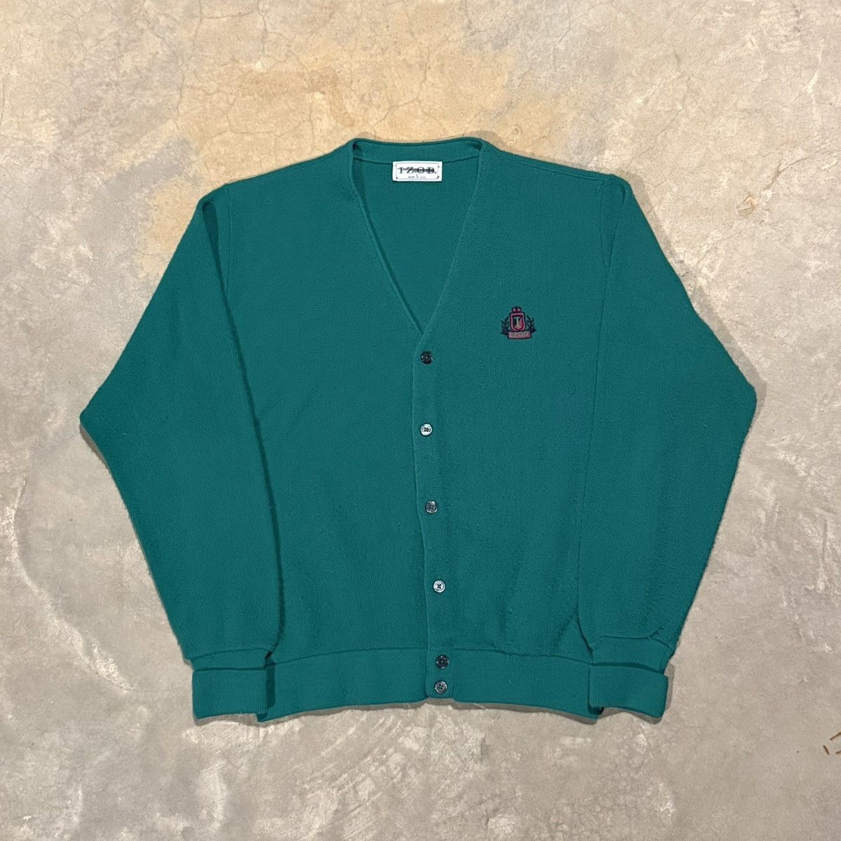Izod 1980s Izod Lacoste Crest Embroidered Knit Cardigan Sweater Size US L / EU 52-54 / 3 - 1 Thumbnail