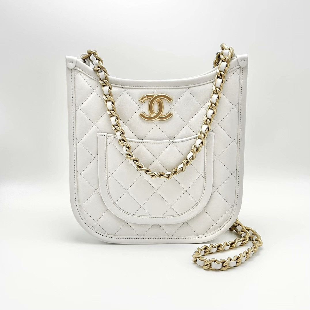 Chanel Pre-loved Bag Very good condition Size ONE SIZE - 1 Thumbnail