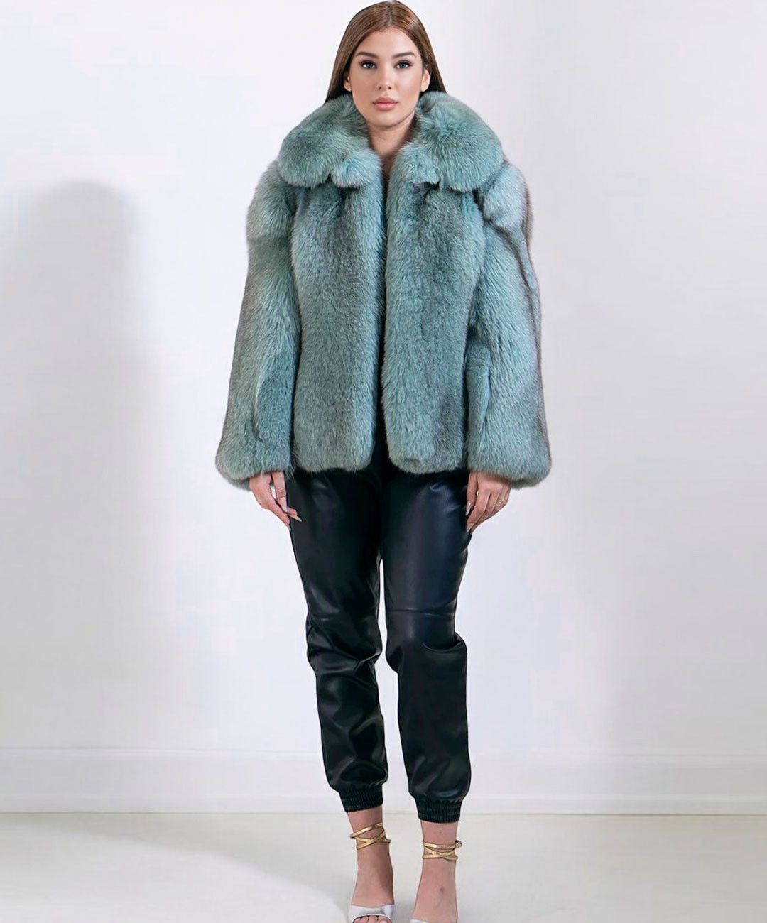 Other Women’s ‘Mint Green’ Fox Fur Coat Size L / US 10 / IT 46 - 2 Thumbnail