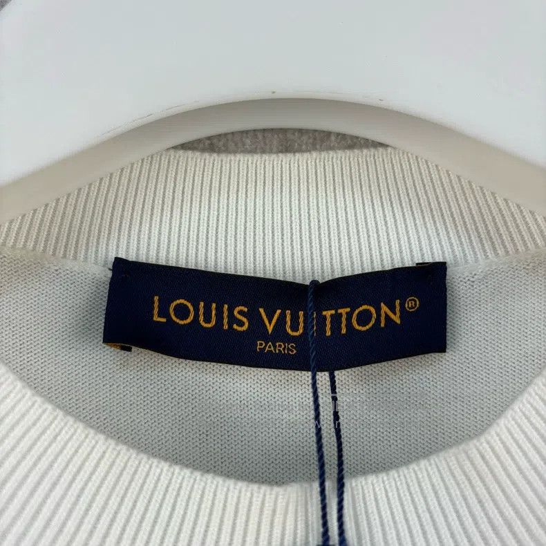 Louis Vuitton Louis Vuitton FW25 monogrammed embroidered crew neck pullo Size US S / EU 44-46 / 1 - 4 Thumbnail