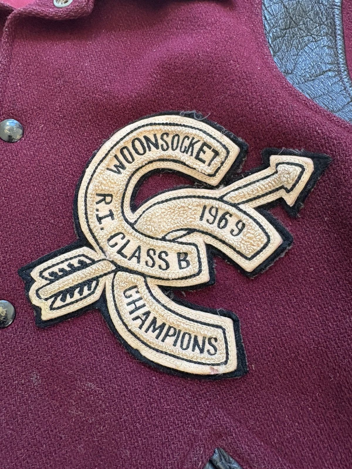 Vintage Vintage 1960’s Distressed High School Varsity Jacket Red L Size US L / EU 52-54 / 3 - 5 Thumbnail