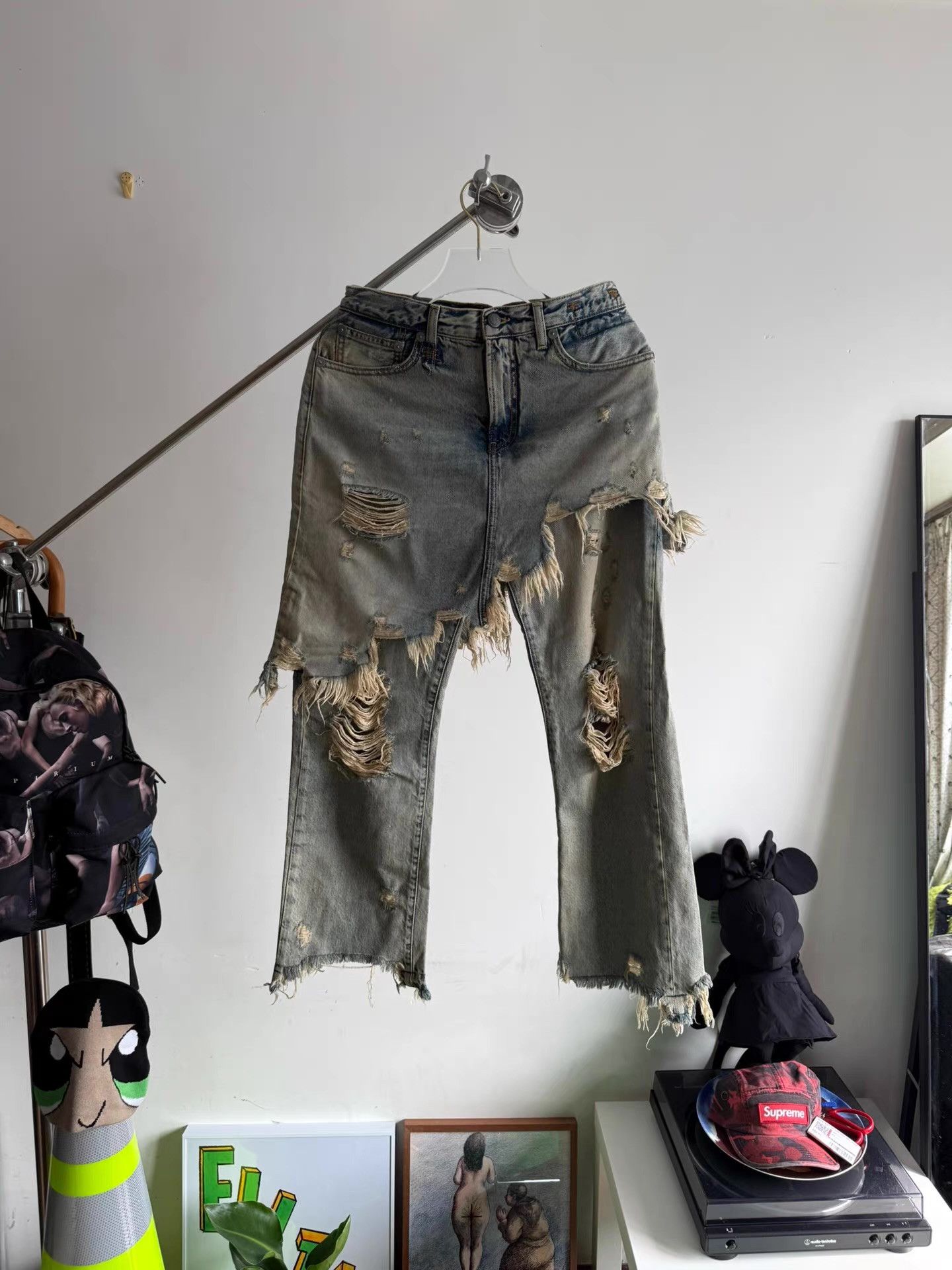 R13 R13 distressed vintage jeans Q17 Size US 34 / EU 50 - 1 Thumbnail