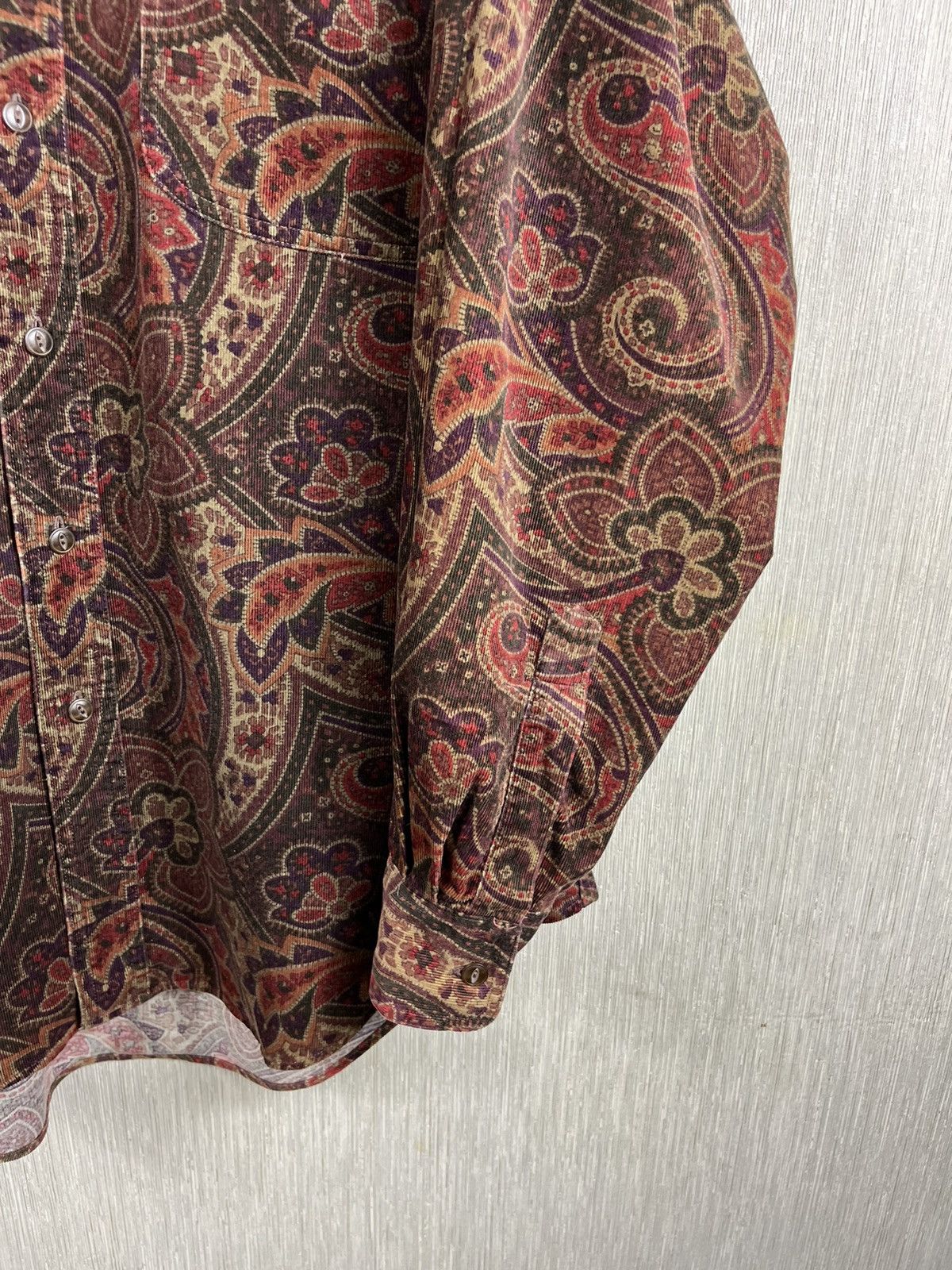 Chaps Ralph Lauren × Ralph Lauren × Vintage Chaps Ralph Lauren corduroy velvet fullprint floral shirt Size US L / EU 52-54 / 3 - 6 Thumbnail