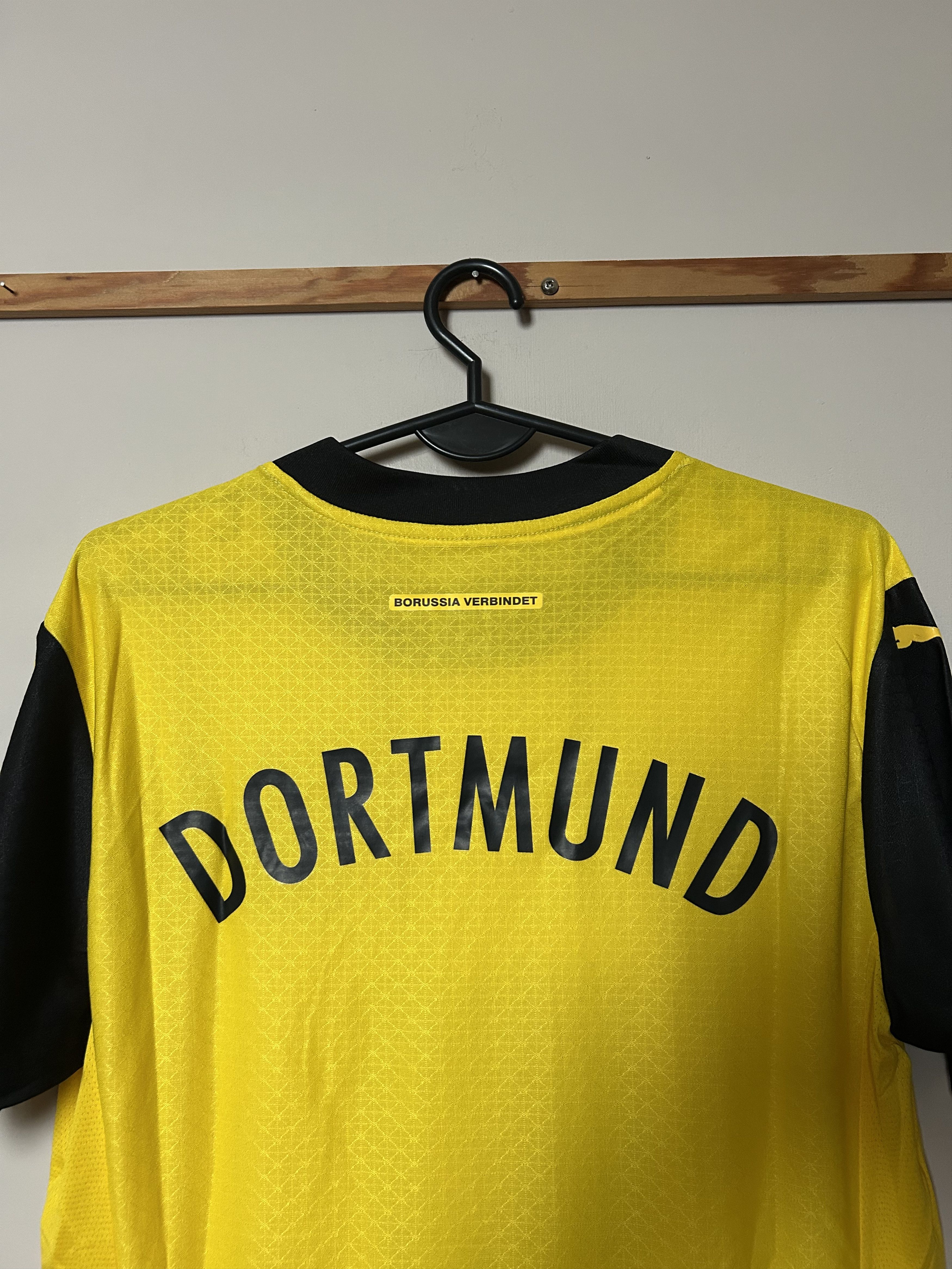 Puma NEW with tags BORUSSIA DORTMUND 2024- 2025 - Puma - L Size US L / EU 52-54 / 3 - 3 Thumbnail