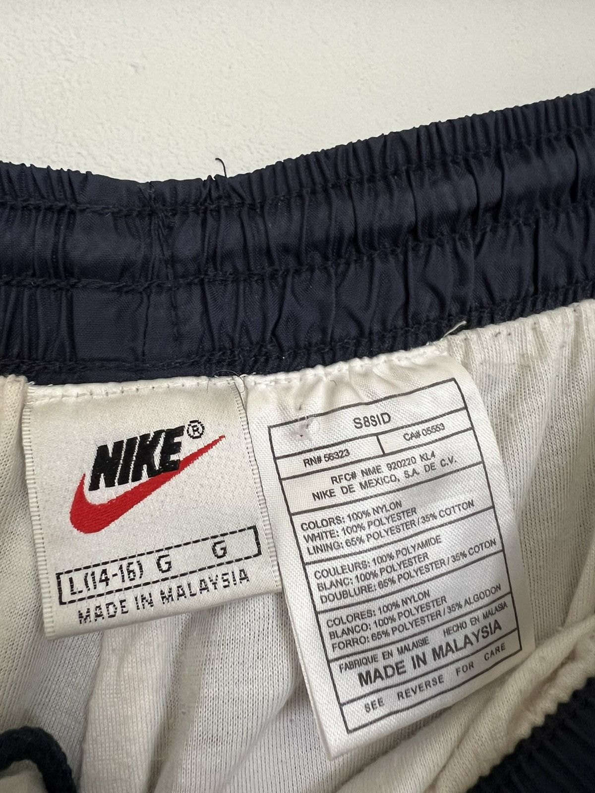 Nike Vintage NIKE Jacket Windbreaker Set With logo on back Size US S / EU 44-46 / 1 - 6 Thumbnail