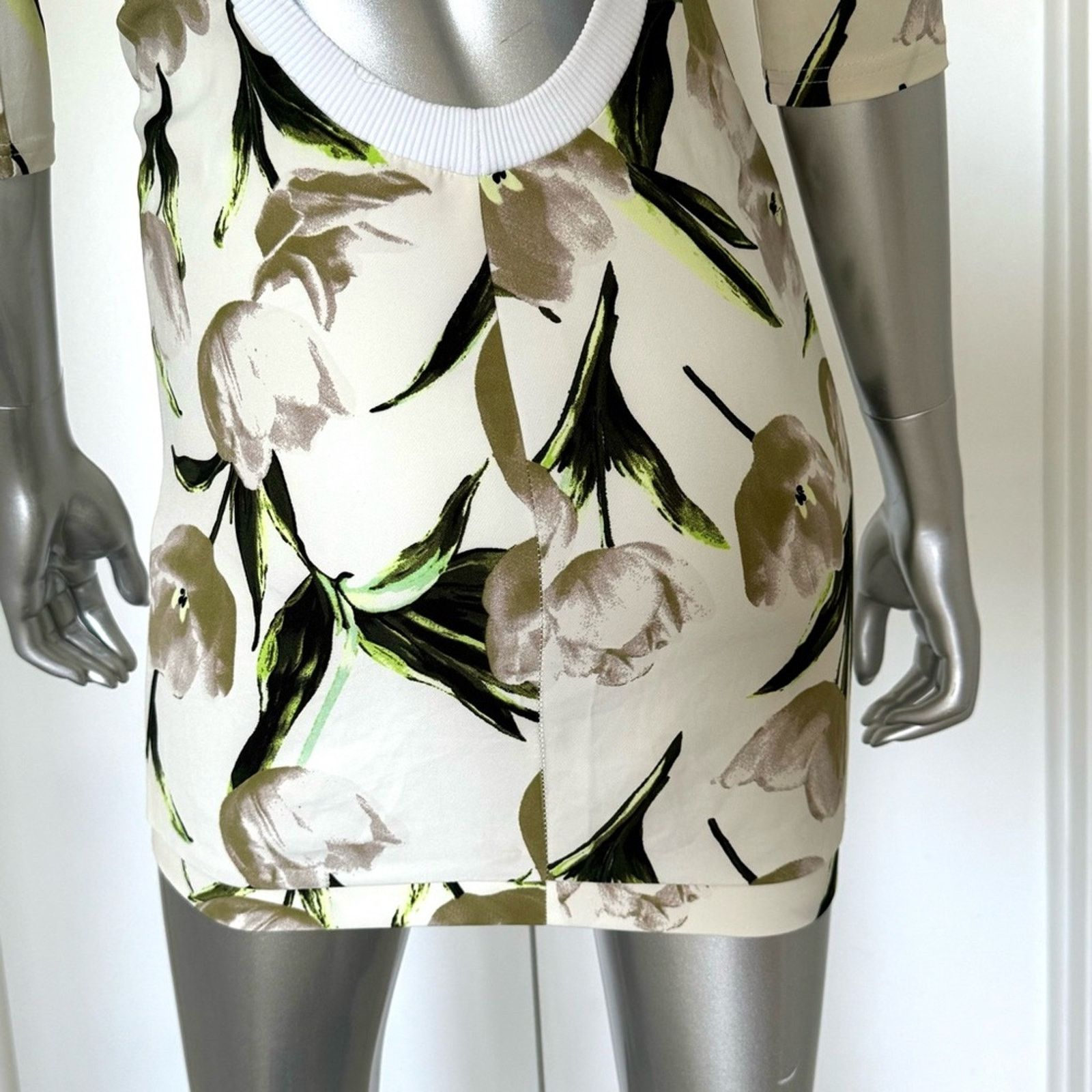 Other LA STORY Dress with tulips, Size S/M Size S / US 4 / IT 40 - 6 Thumbnail