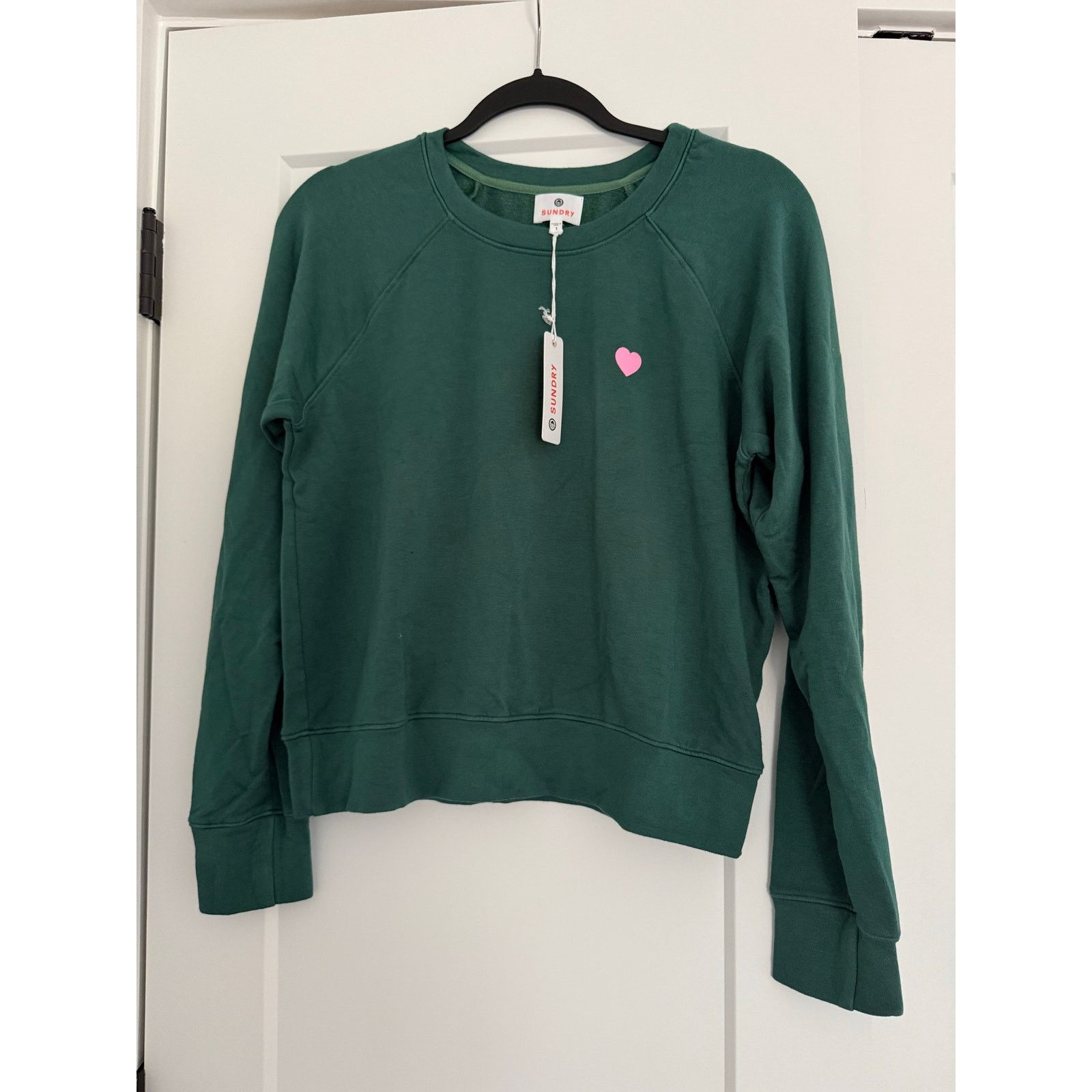 Sundry New Sundry Jade with Pink Heart Raglan Pullover Small - $128 Size S / US 4 / IT 40 - 4 Thumbnail