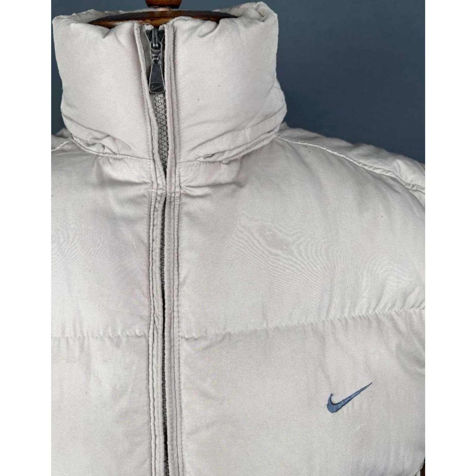 Nike Nike Vintage Puffer Jacket Vest M Mens Gray Solid Logo 90s Outdoor Coat/Coat? Size US M / EU 48-50 / 2 - 6 Thumbnail