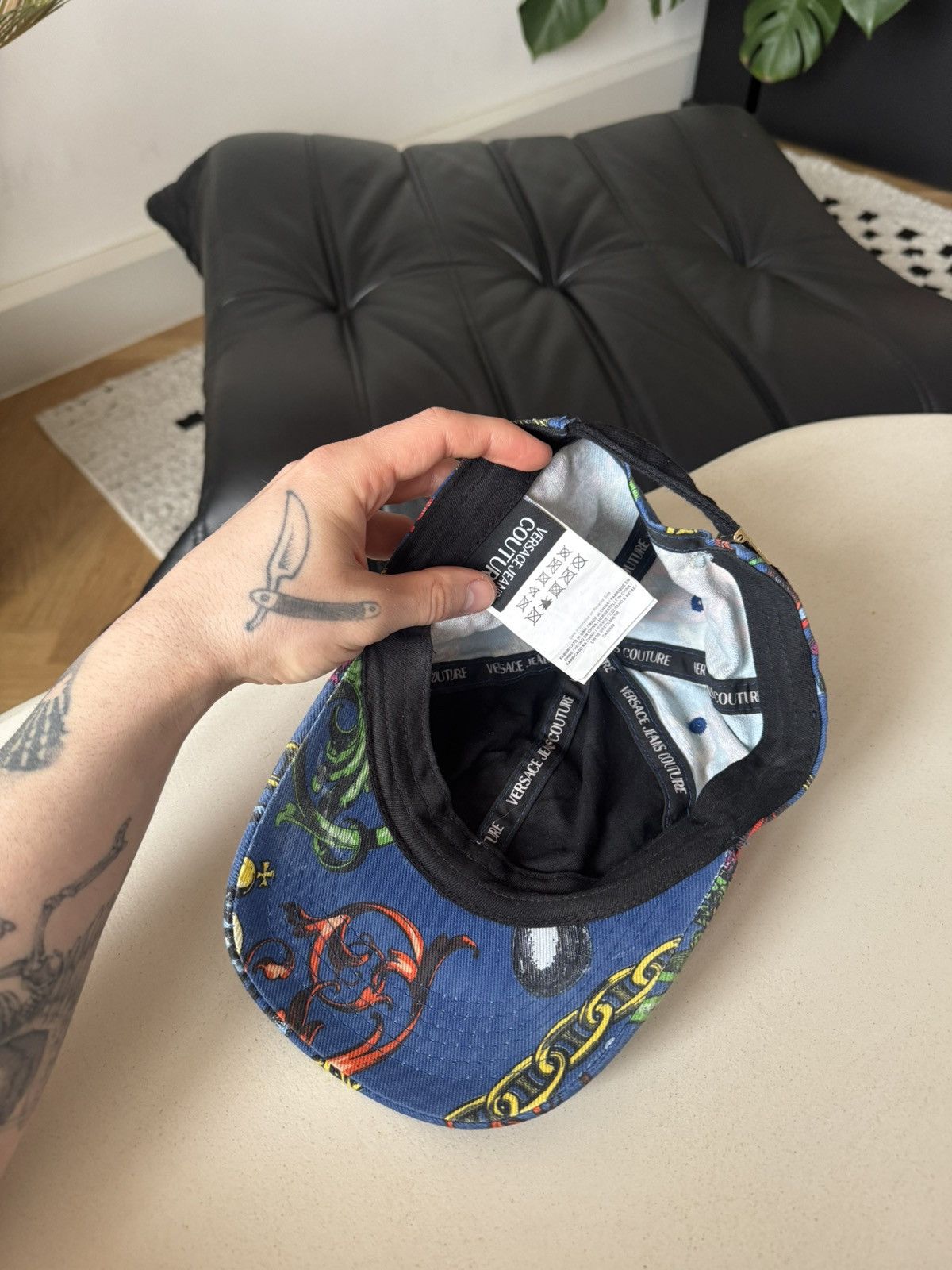 Versace Jeans Couture Versace Jeans Coutre Fullprint Designer Drip Hat Luxury Cap Size ONE SIZE - 4 Thumbnail