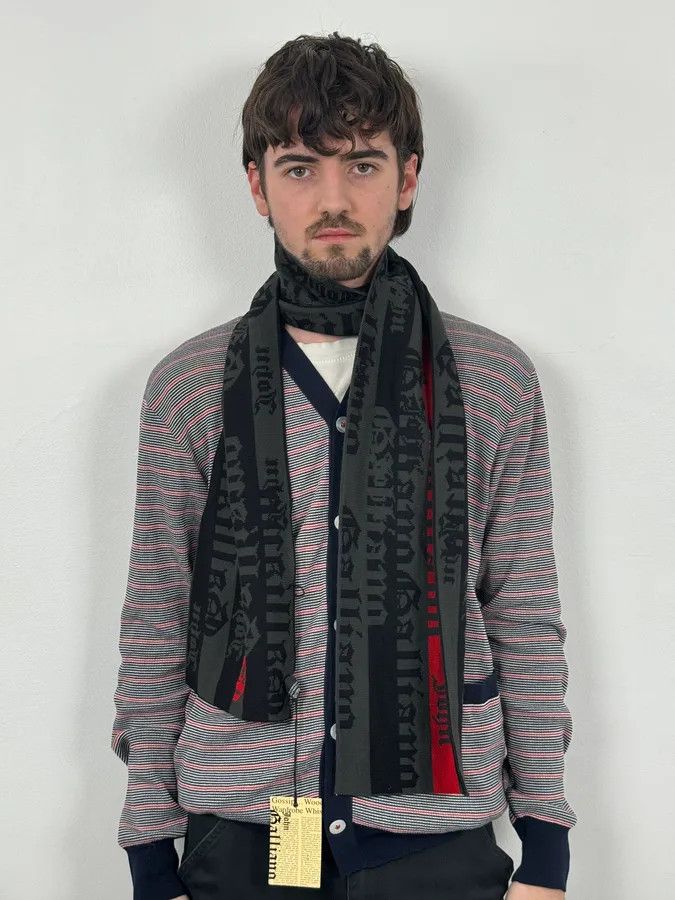 John Galliano John Galliano Gothic Script Grey & Red Scarf Size ONE SIZE - 2 Thumbnail