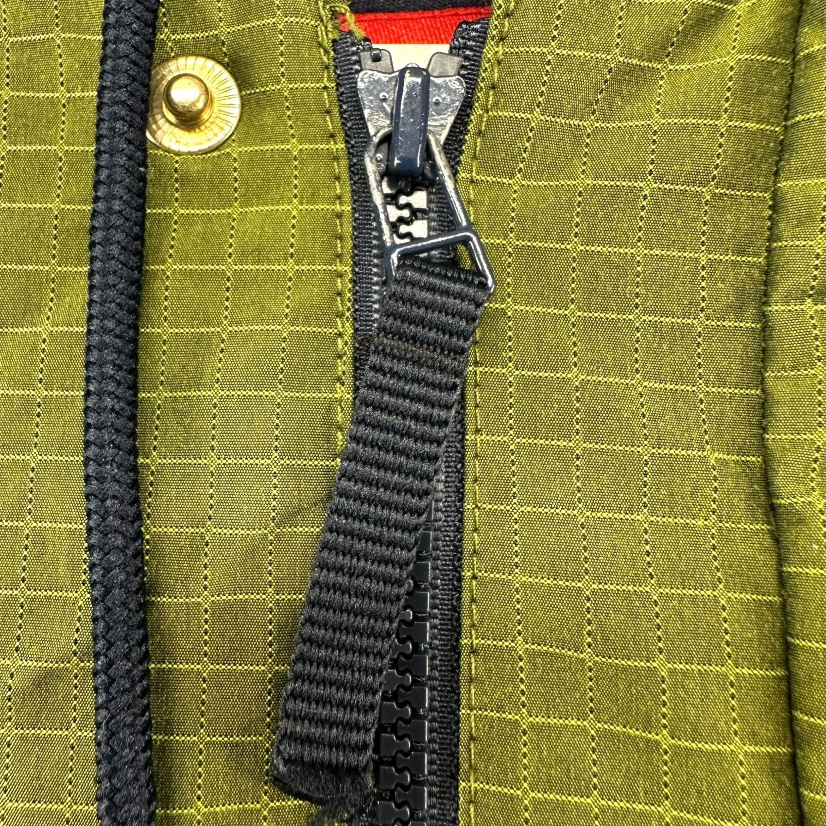 Helly Hansen VINTAGE Helly Hansen Jacket Mens M Green Hooded Sailing Nylon Ripstop Baggy 90s Size US M / EU 48-50 / 2 - 4 Thumbnail