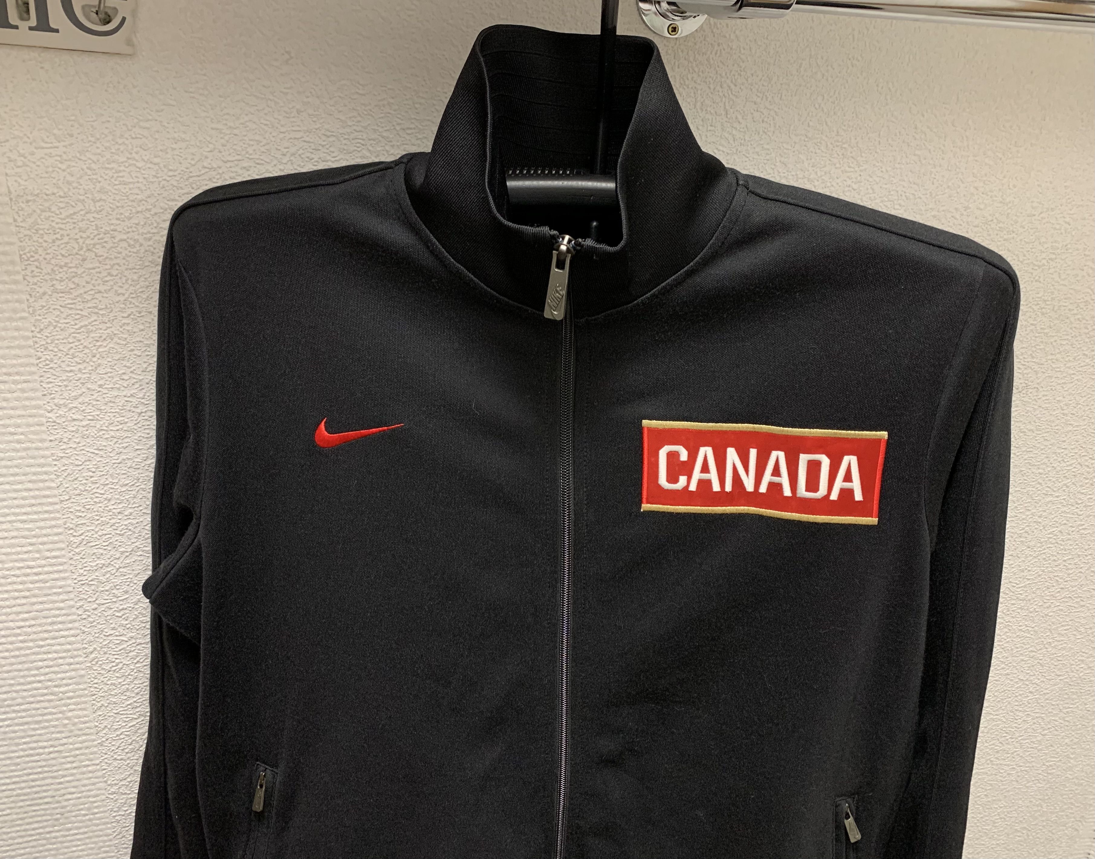 Nike Nike Canada fullzip black bomber L sz Size US L / EU 52-54 / 3 - 6 Thumbnail