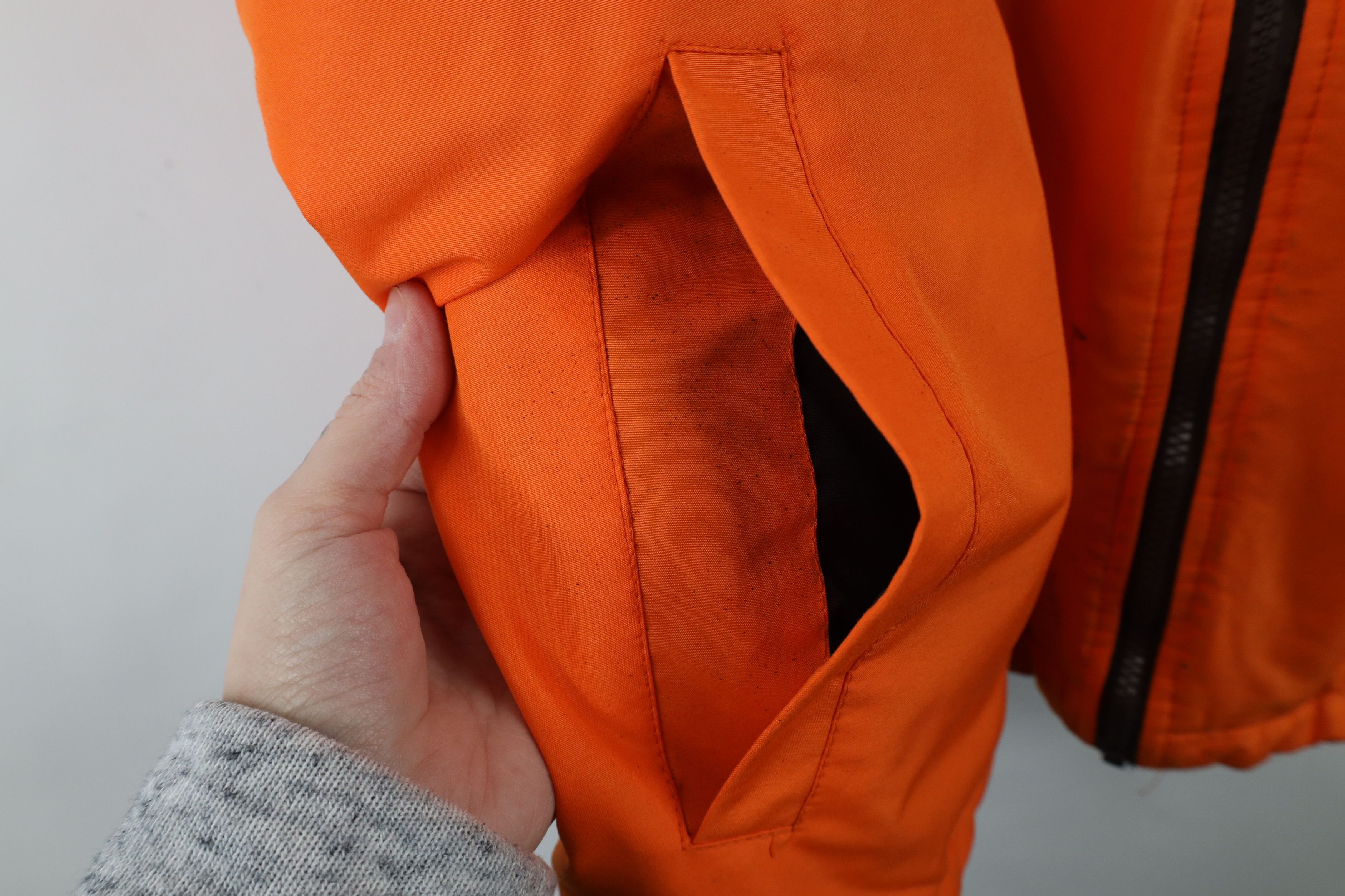 Vintage Vintage NFL Reversible Cleveland Browns Football Vest Jacket Size US XL / EU 56 / 4 - 8 Thumbnail