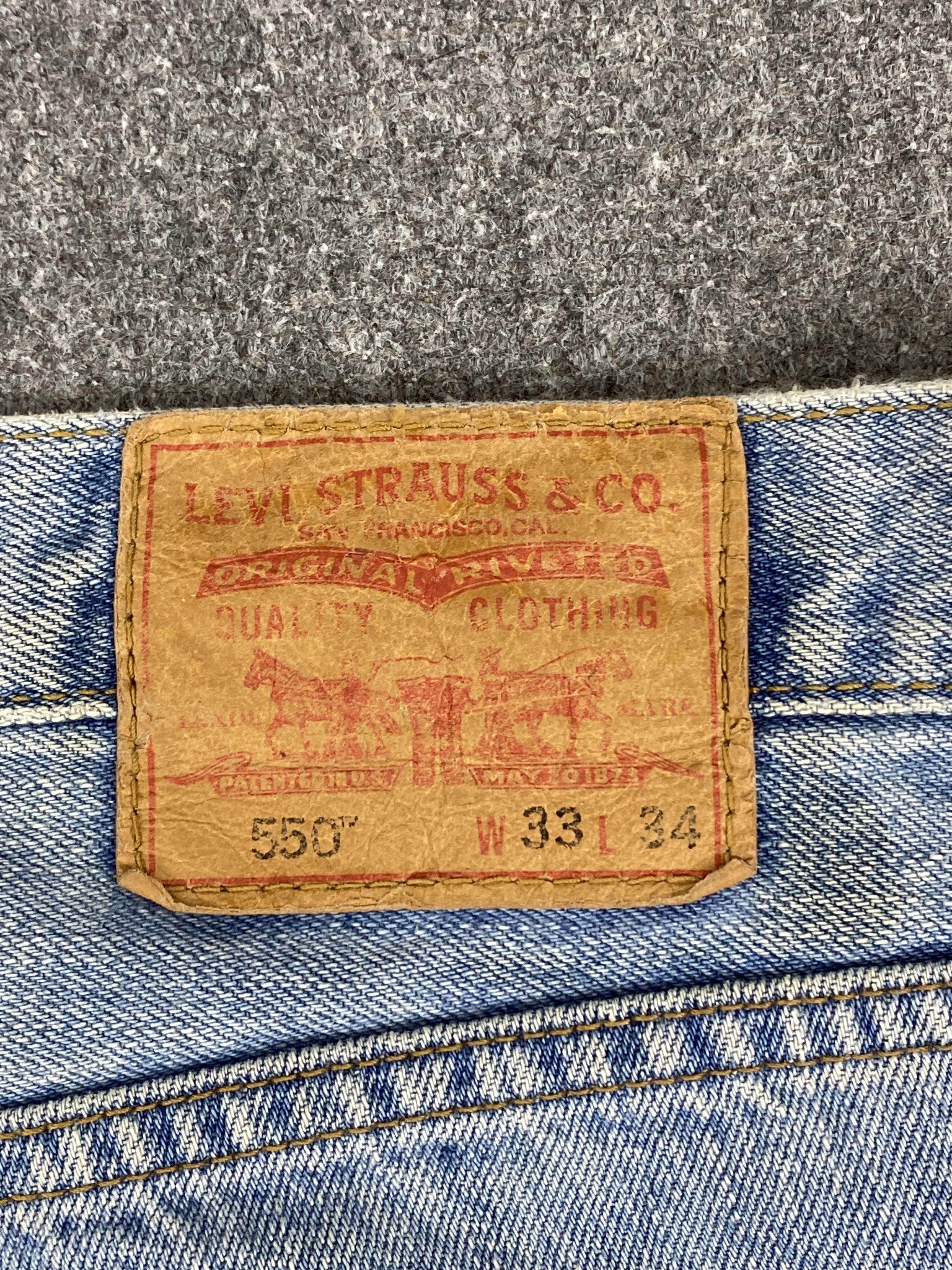 Levi's Vintage Levis 550 Faded Blue Jeans 33x32.5 S0026 Size US 33 - 5 Thumbnail