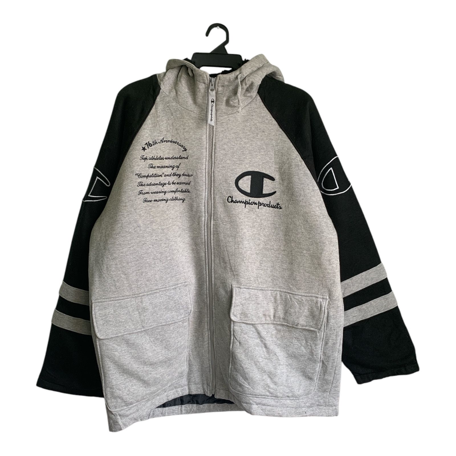 Champion × Vintage Rare Design Vintage Champion Products Big Logo Sweater Size US L / EU 52-54 / 3 - 1 Thumbnail