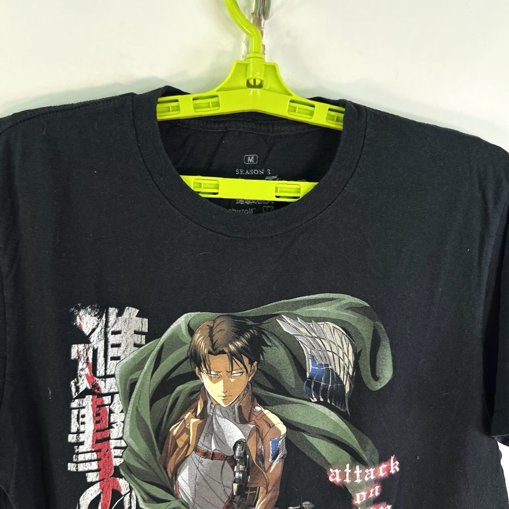 Ripple Junction VINTAGE Attack On Titan T-Shirt Men Medium Black Anime Captain Levi Graphic Print 2020s Size US M / EU 48-50 / 2 - 3 Thumbnail