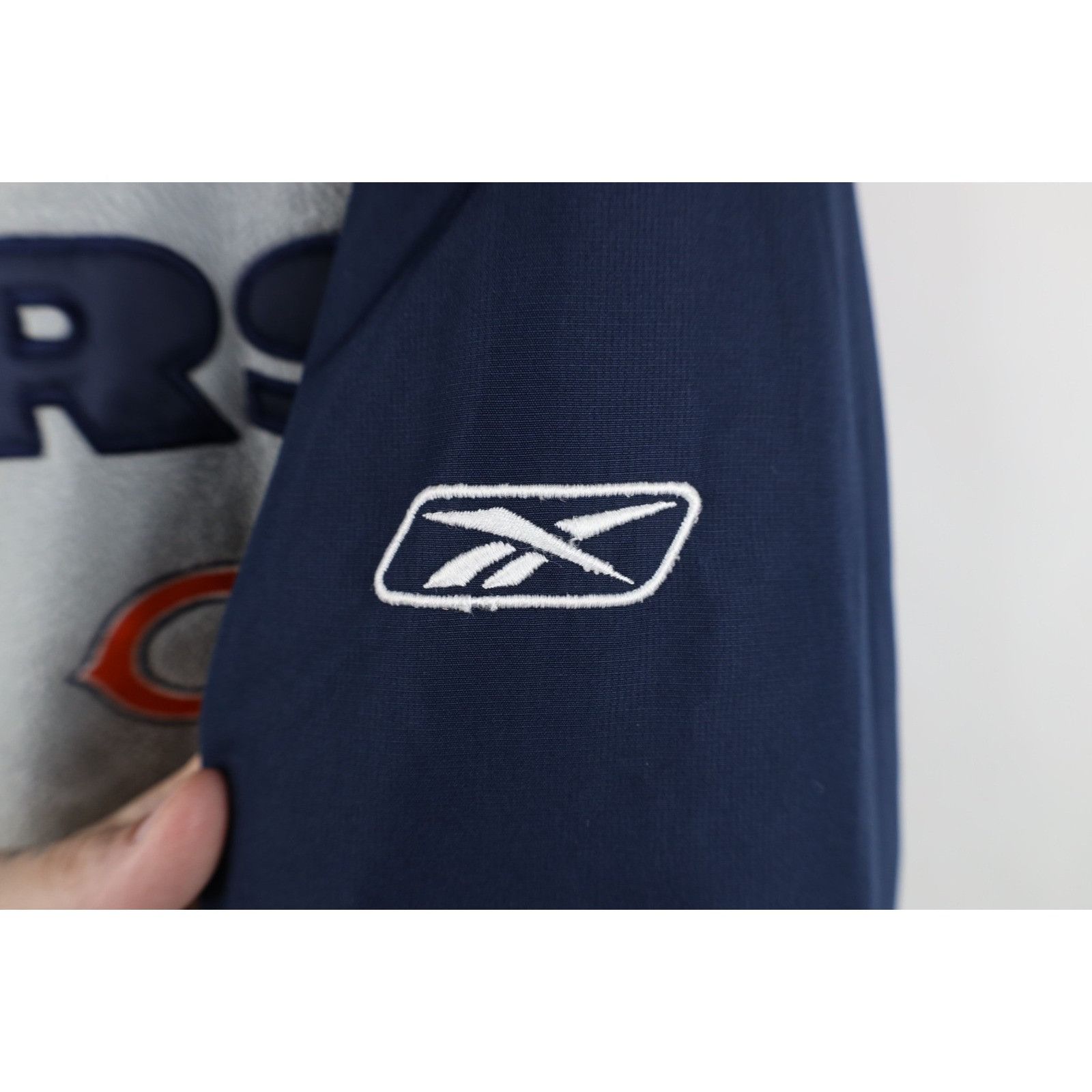 Reebok Vintage Reebok Spell Out Chicago Bears Football Jacket Size US L / EU 52-54 / 3 - 4 Thumbnail